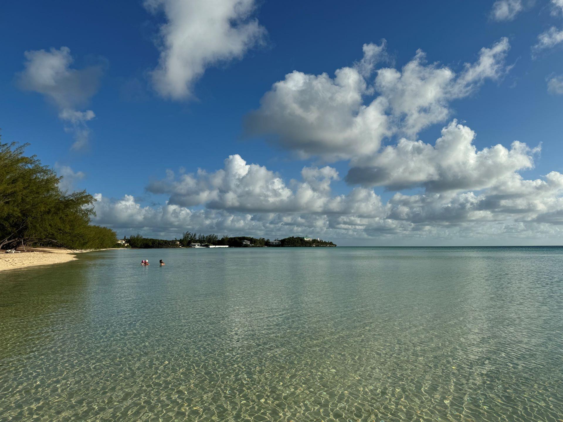 LOT 17B, TEN BAY