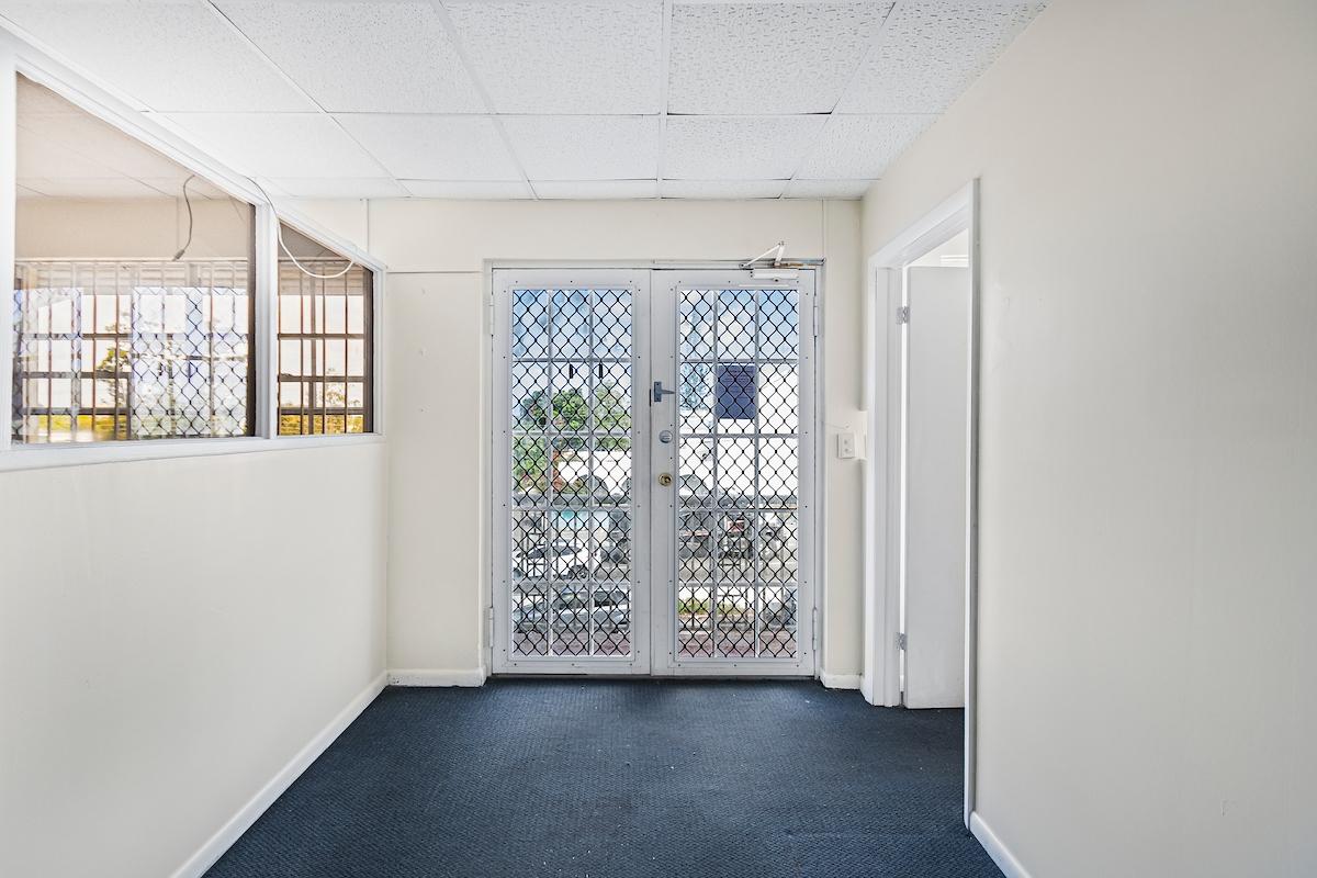 VILLAGE OFFICE SUITES