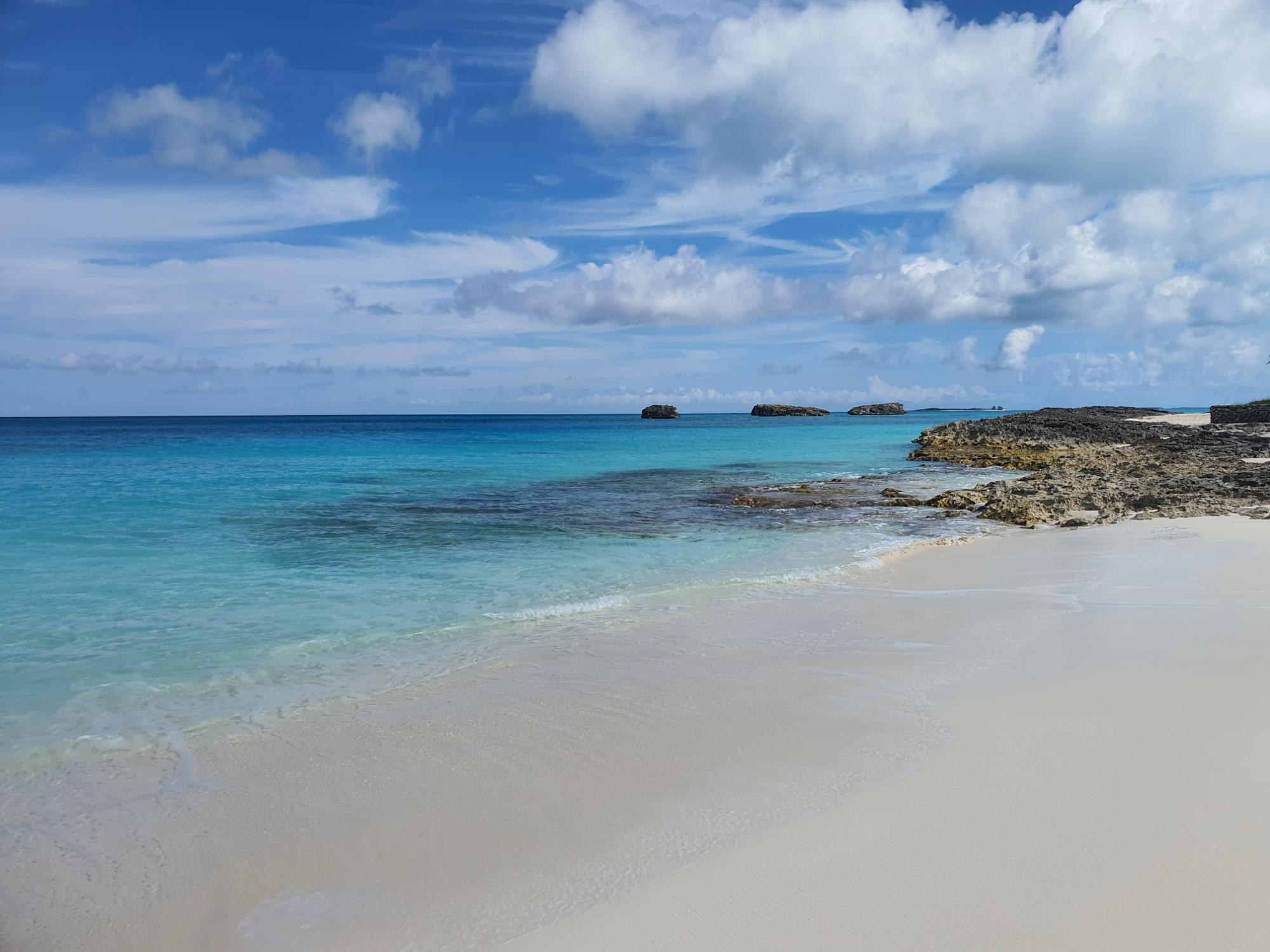 QUEENS HIGHWAY, EXUMA