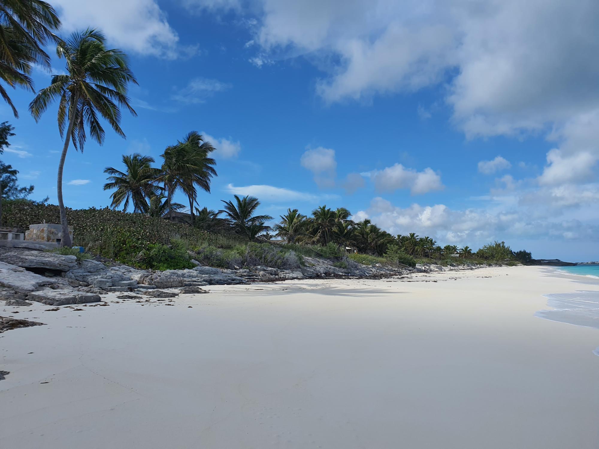 QUEENS HIGHWAY, EXUMA
