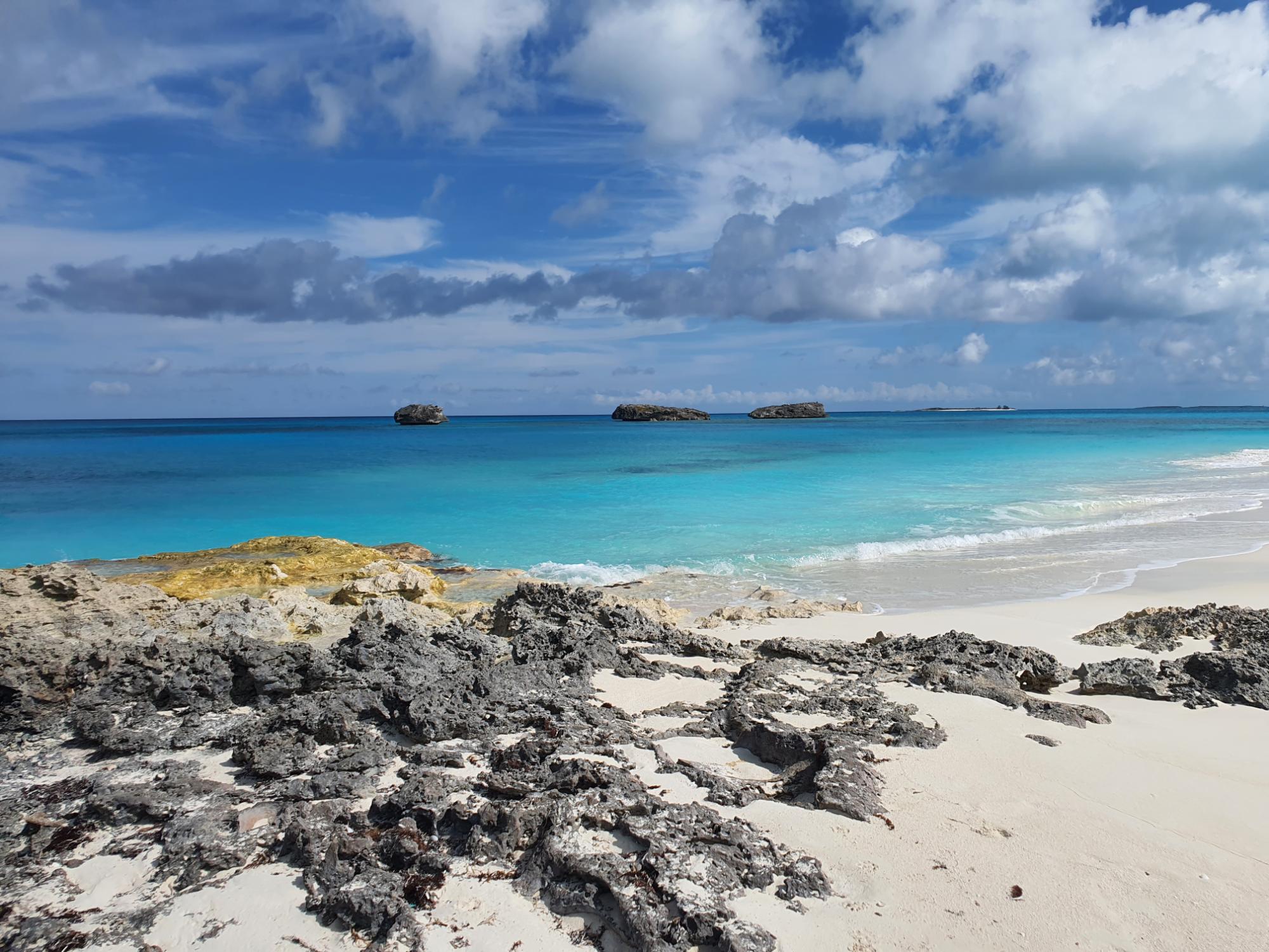 QUEENS HIGHWAY, EXUMA