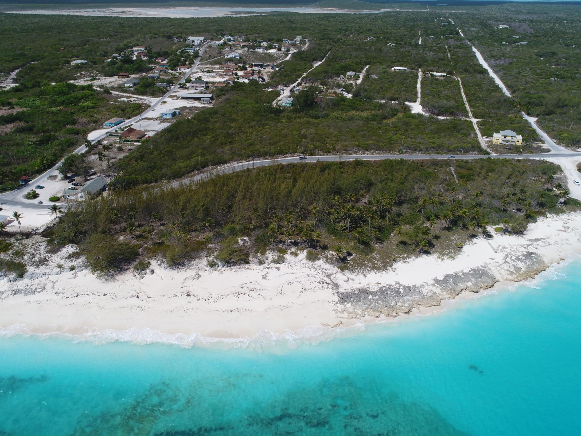 QUEENS HIGHWAY, EXUMA