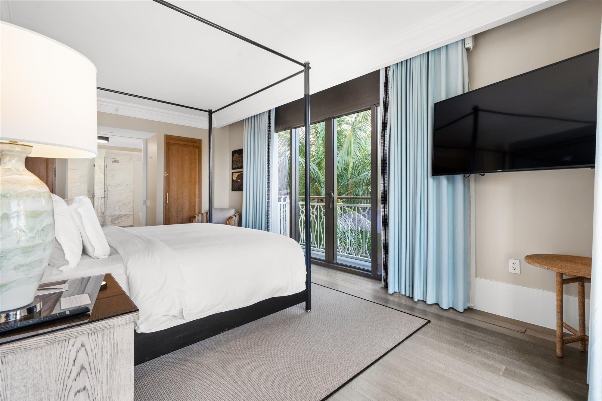 ROSEWOOD RESIDENCES
