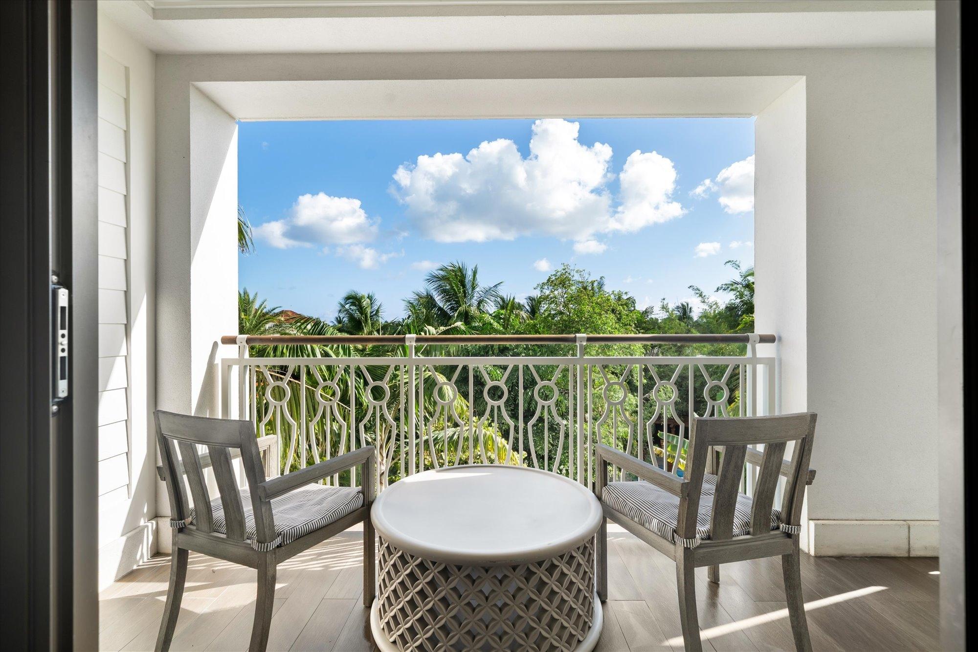 ROSEWOOD RESIDENCES