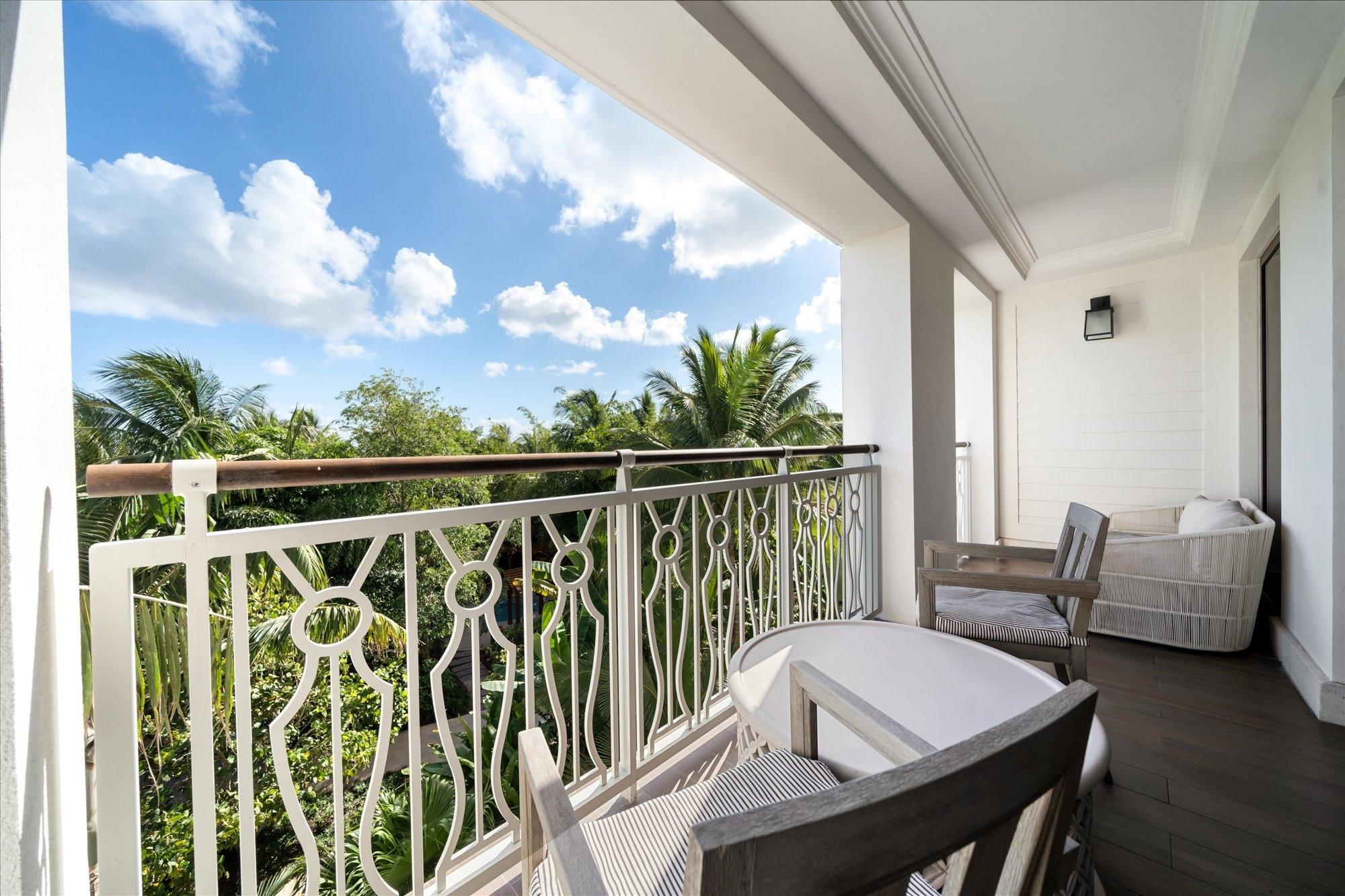 ROSEWOOD RESIDENCES