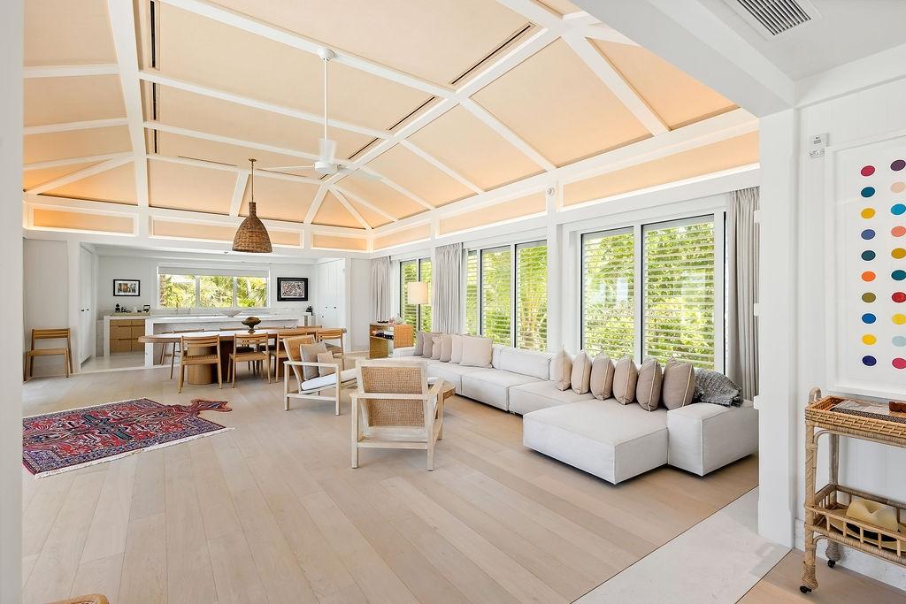 Whale Tail Villa