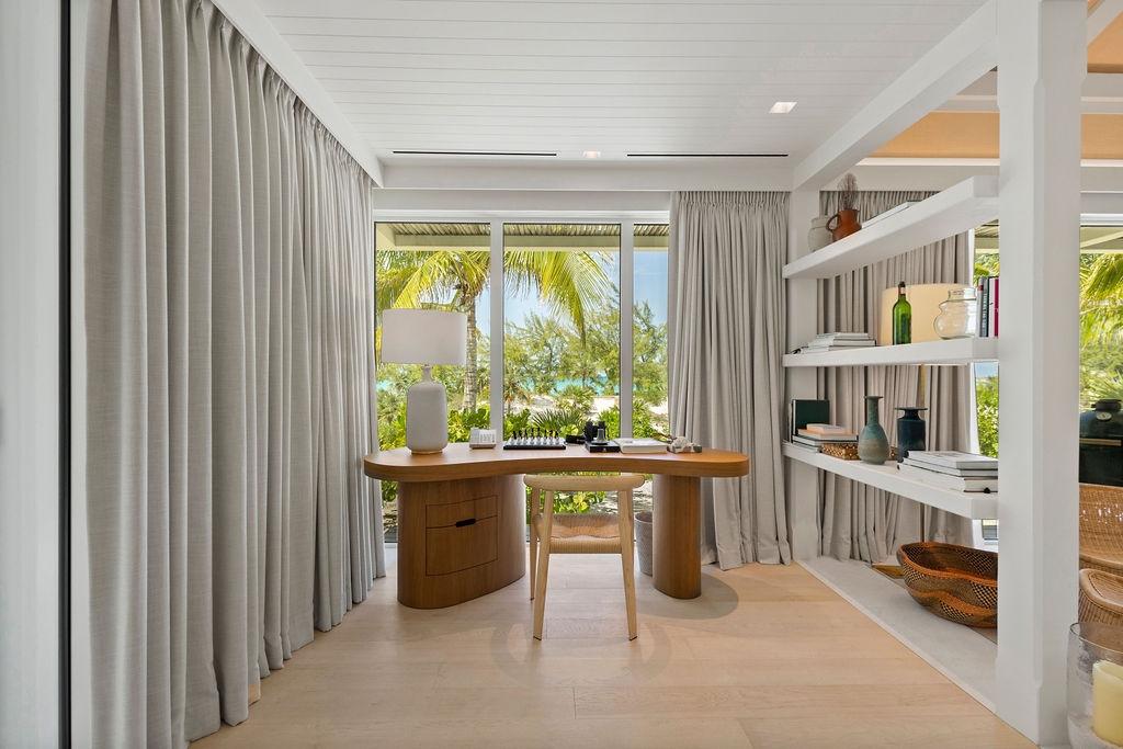 Whale Tail Villa