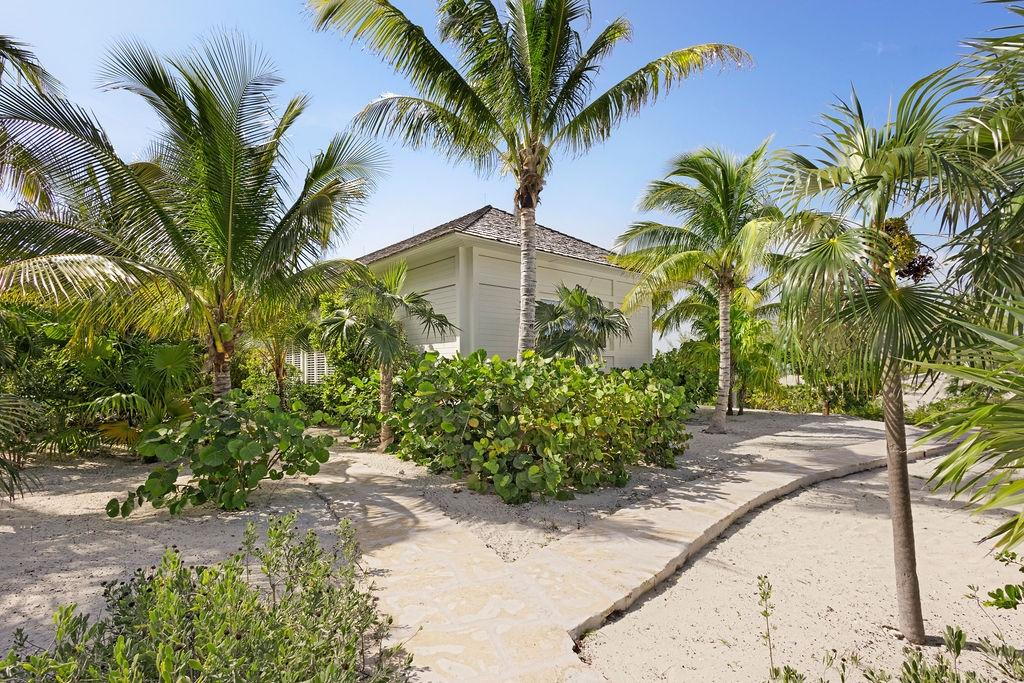 Whale Tail Villa