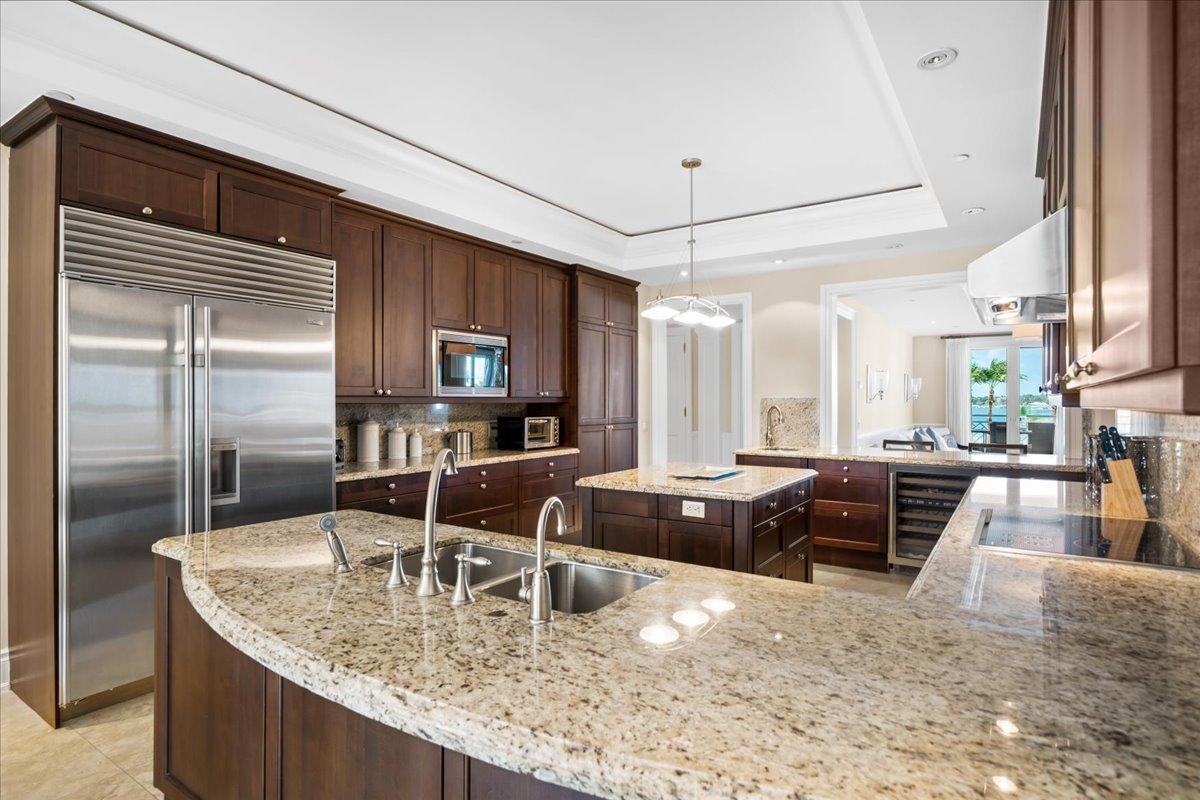 OCEAN CLUB RESIDENCES