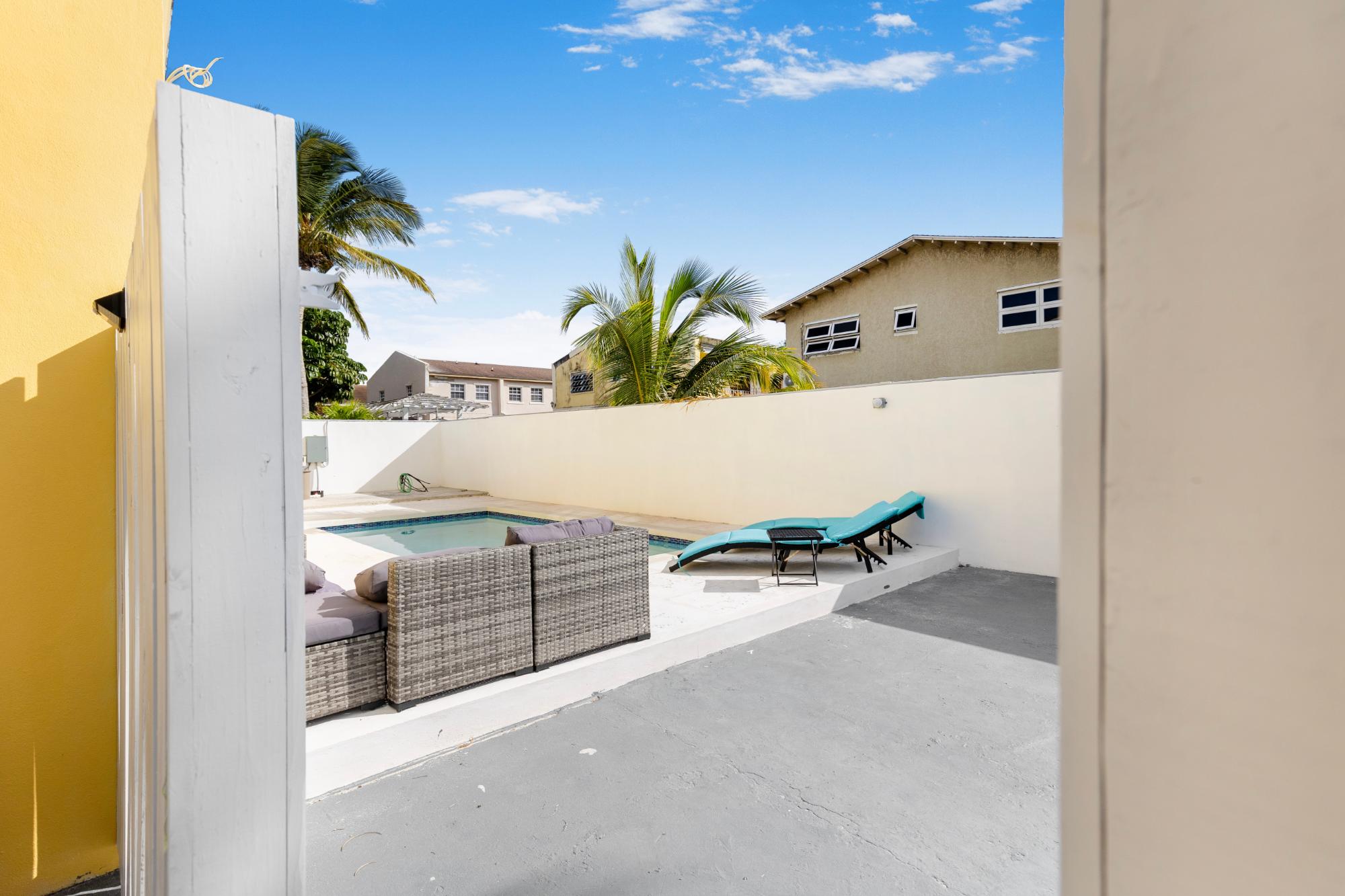 17 Villas