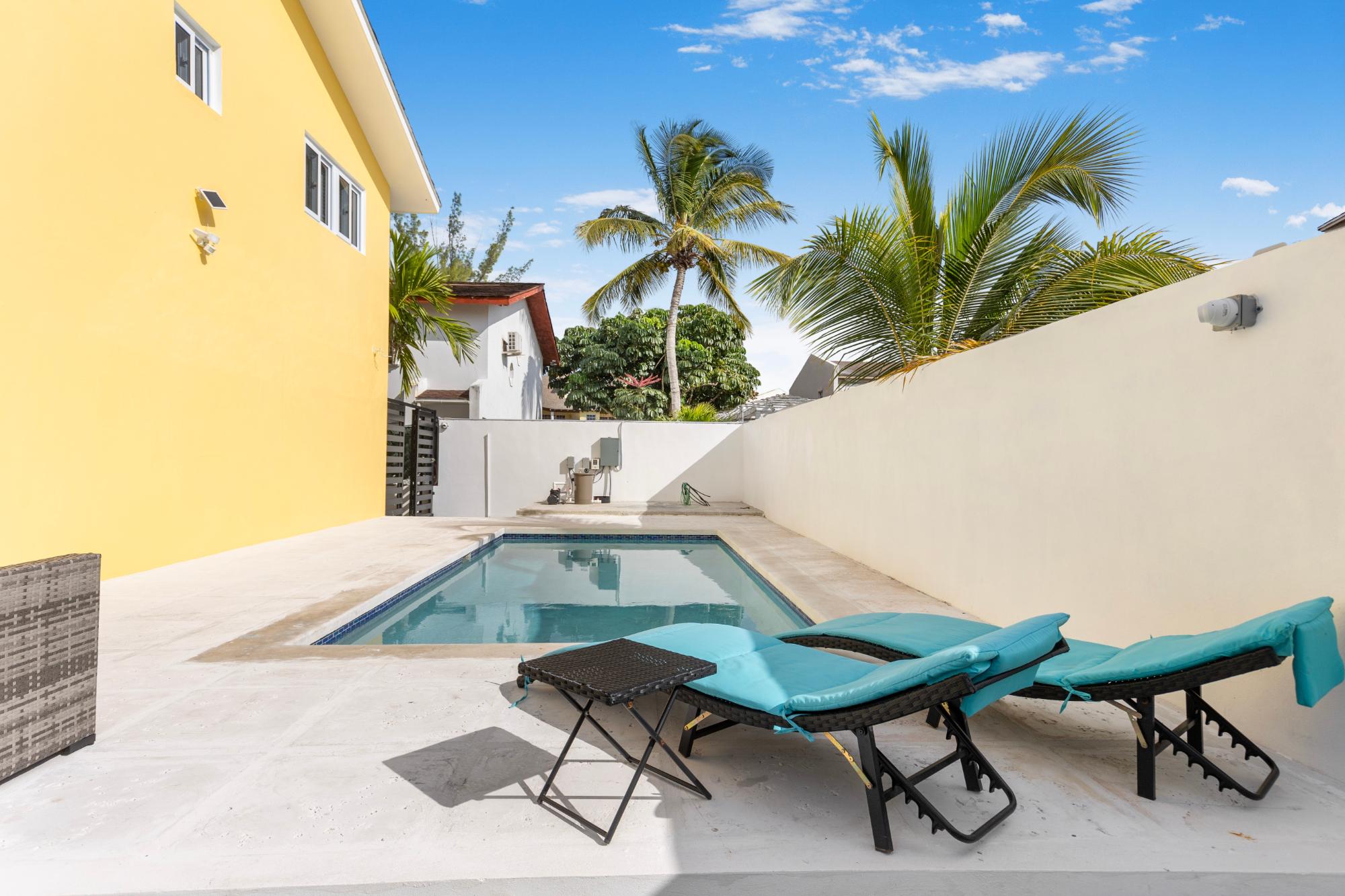 17 Villas