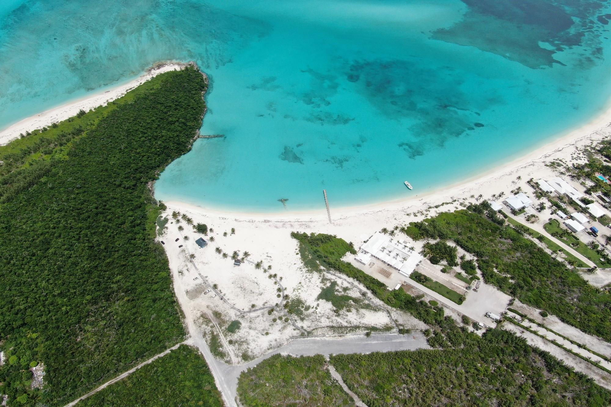 10.265 ACRES SANDBANKS BA