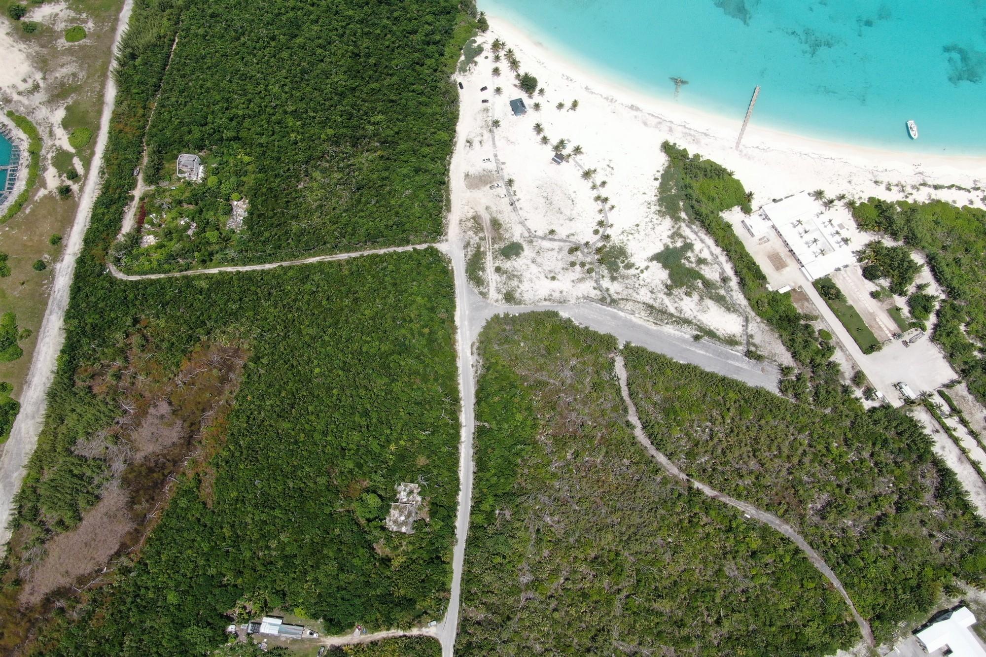 10.265 ACRES SANDBANKS BA