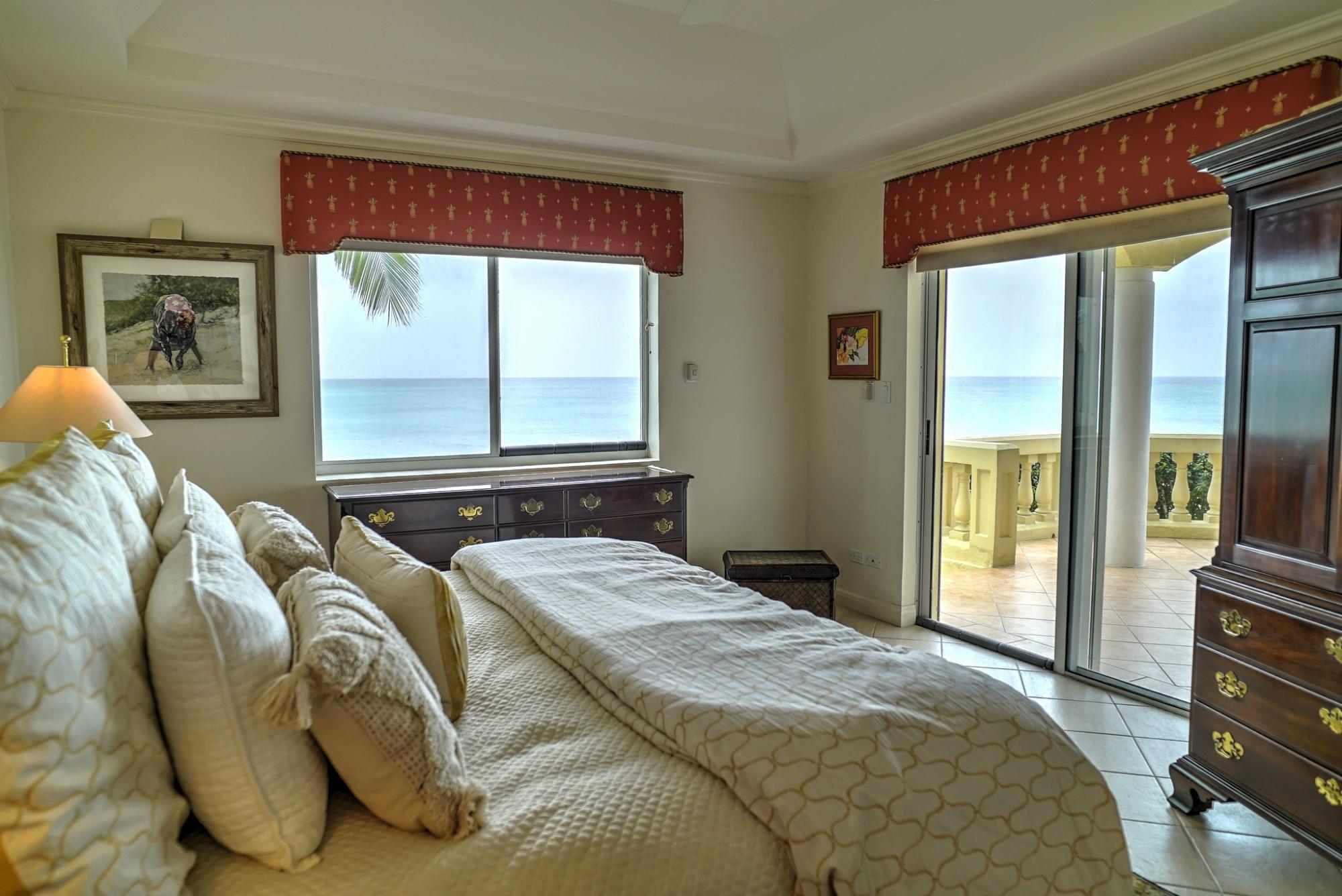 CAVES POINT CONDOS