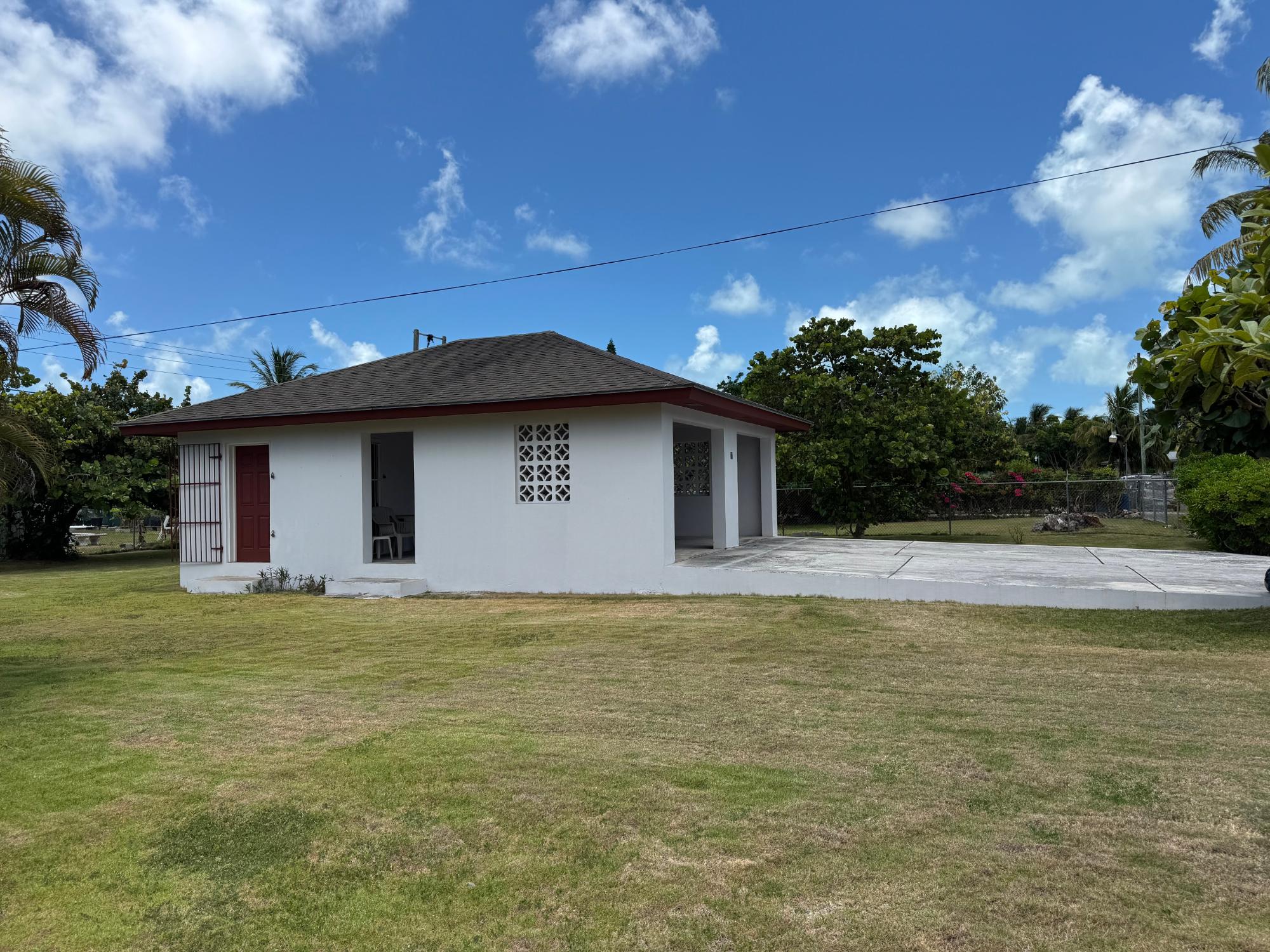 SEABREEZE ESTATES