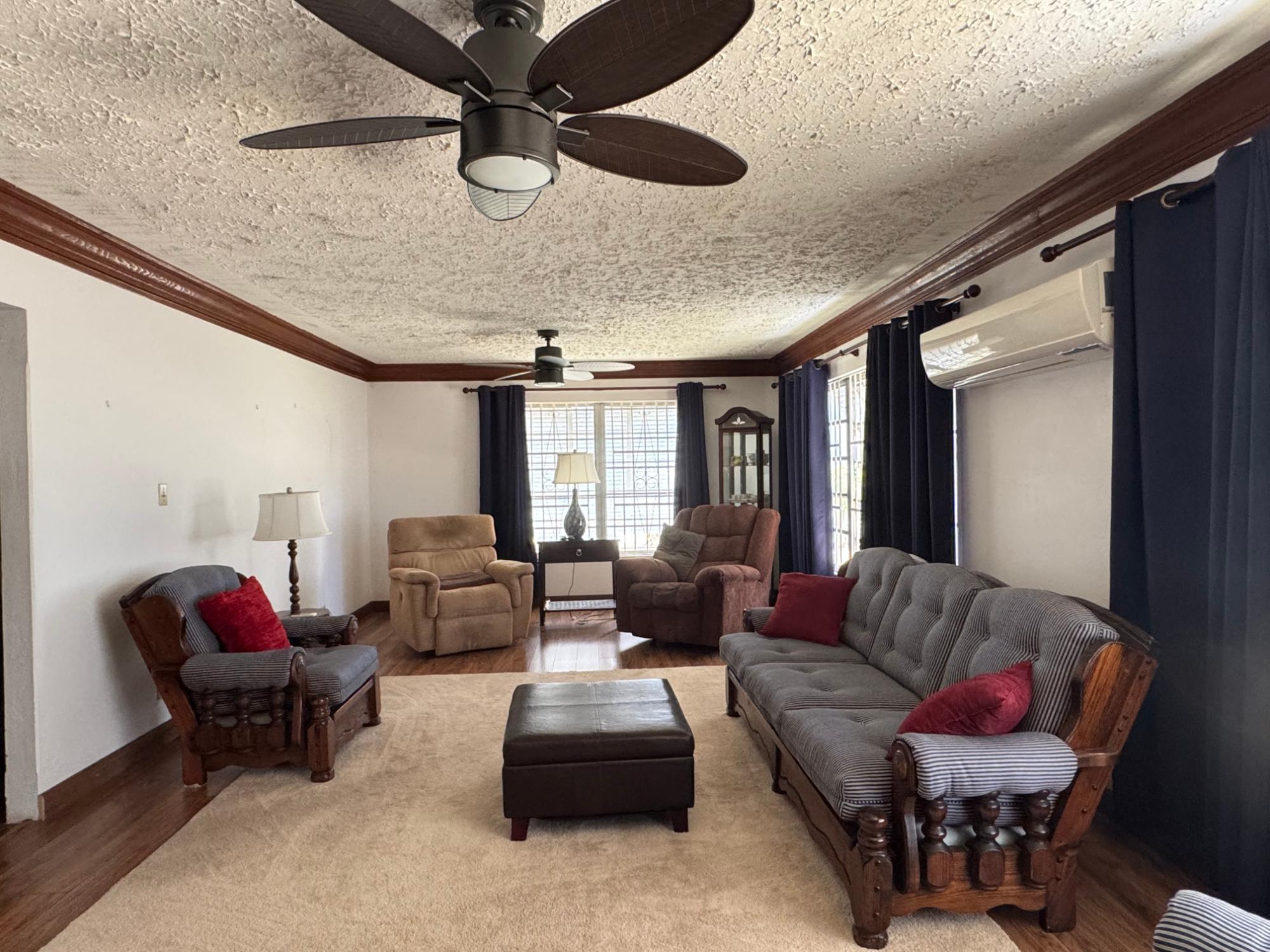 SEABREEZE ESTATES