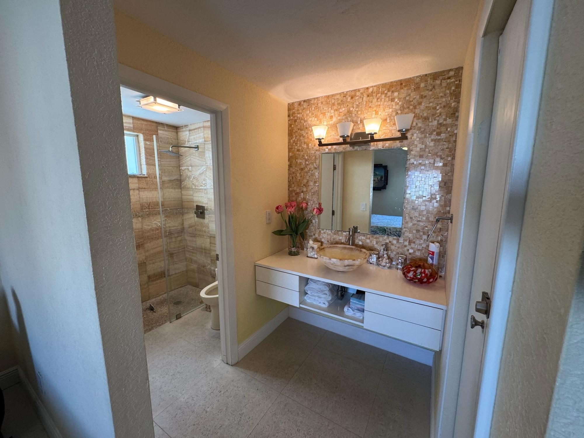 Bimini Apartment