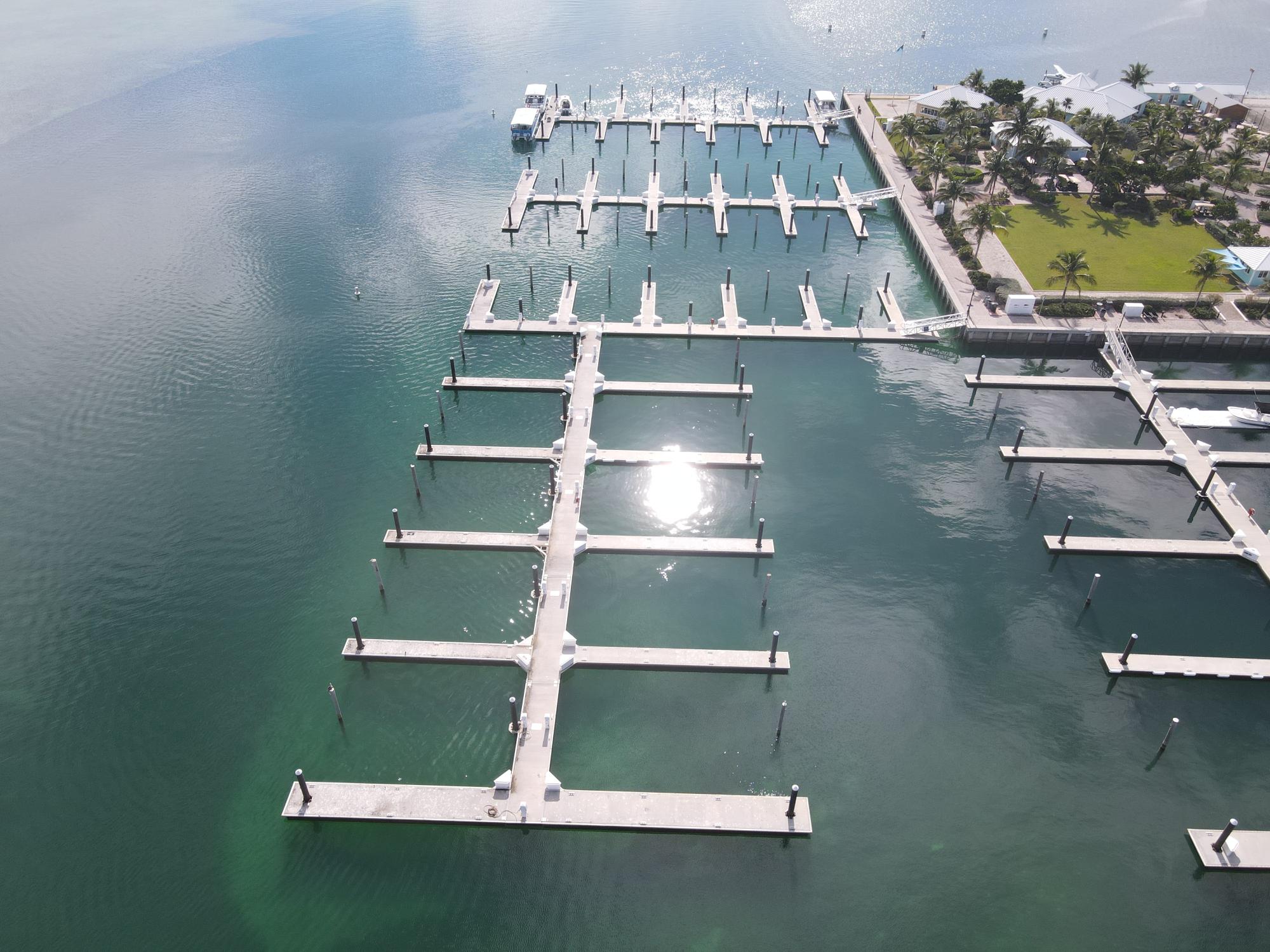 Bimini Dock Slip