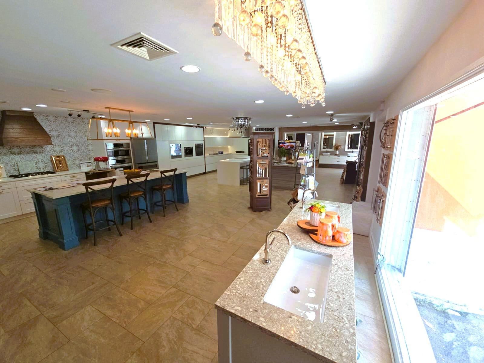 MACKEY STREET, PALMDALE