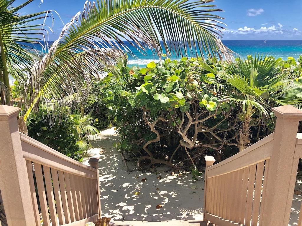 MILEY   BEACH FRONT HOME