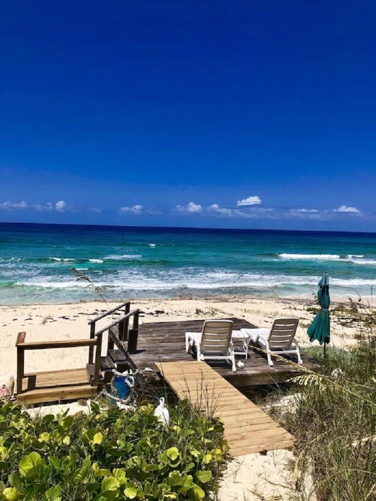 MILEY   BEACH FRONT HOME