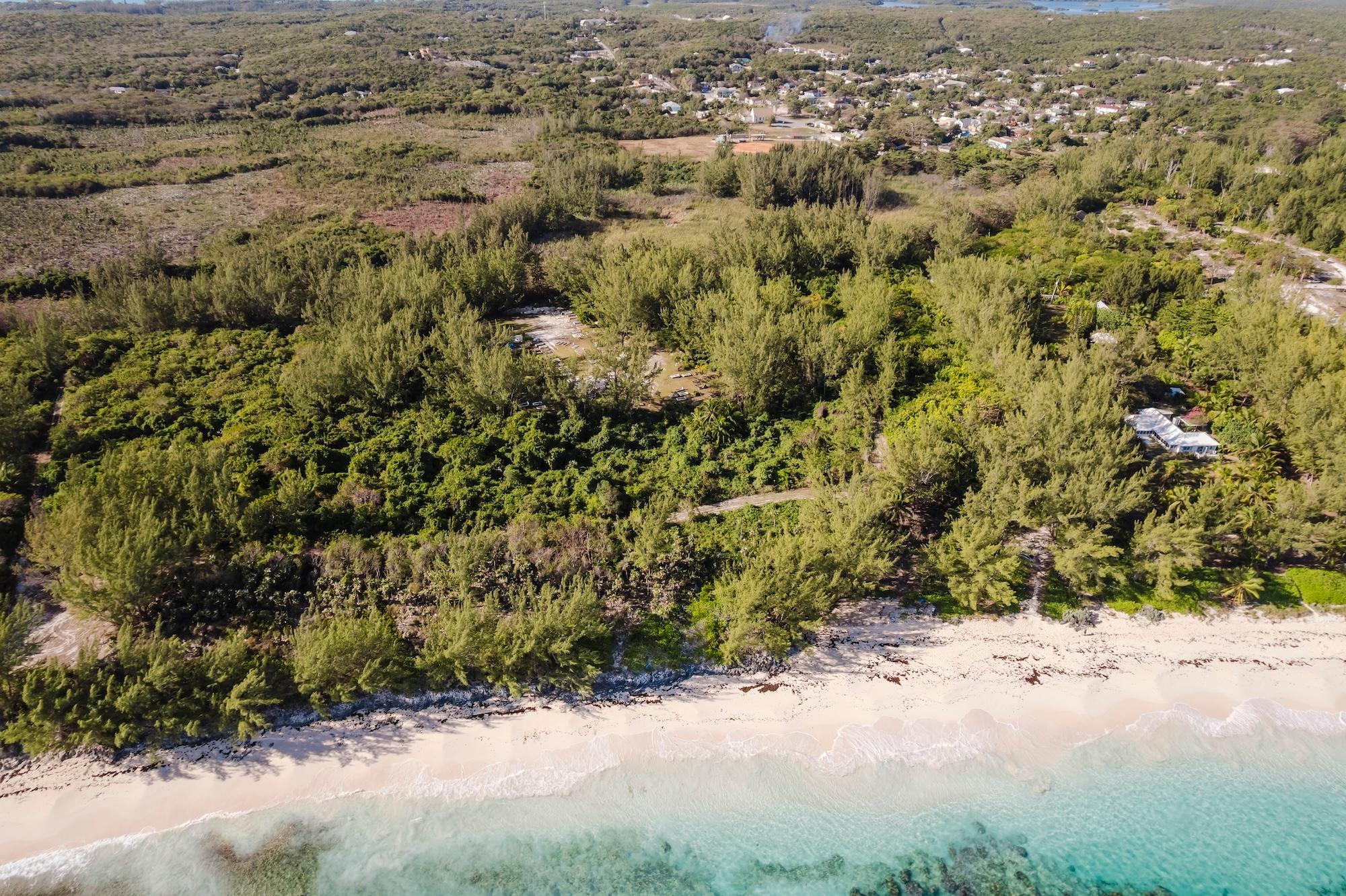 POPONI BEACHFRONT LOT