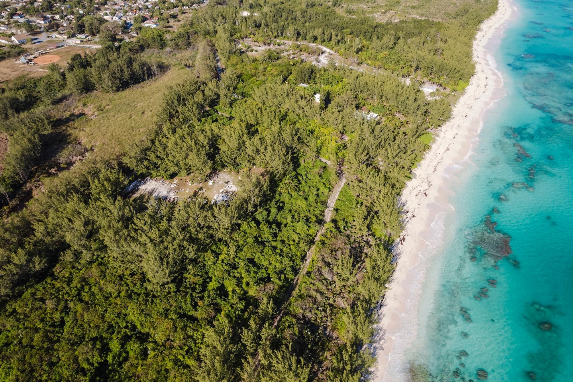 POPONI BEACHFRONT LOT