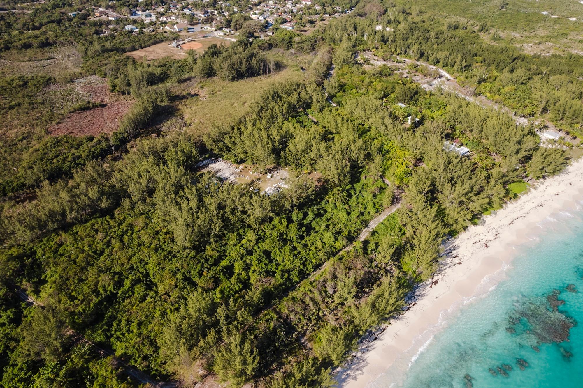 POPONI BEACHFRONT LOT