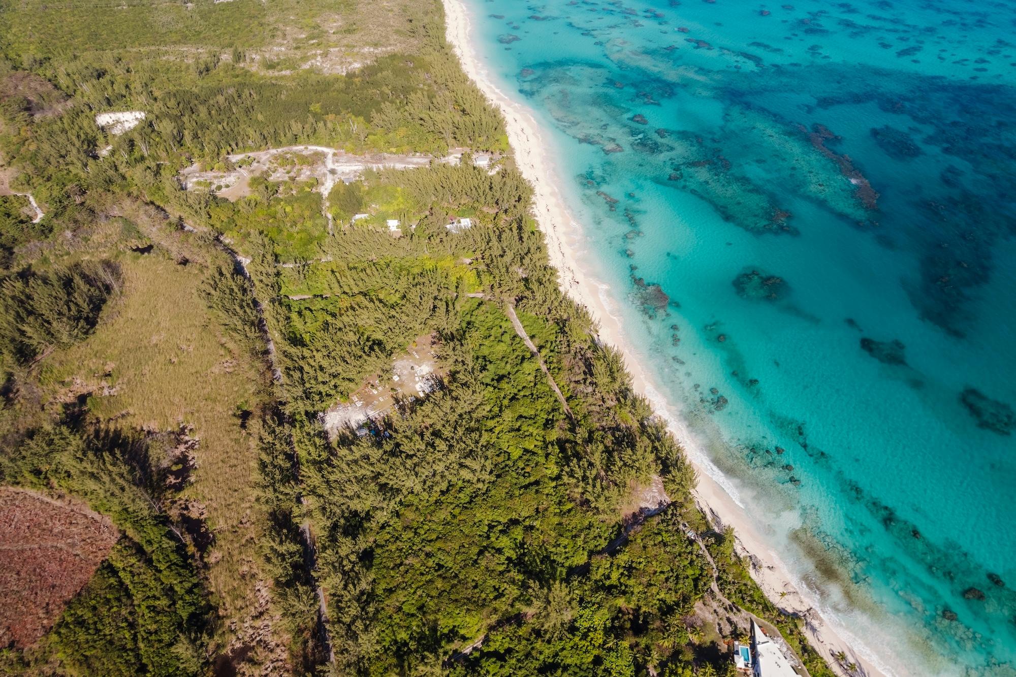 POPONI BEACHFRONT LOT