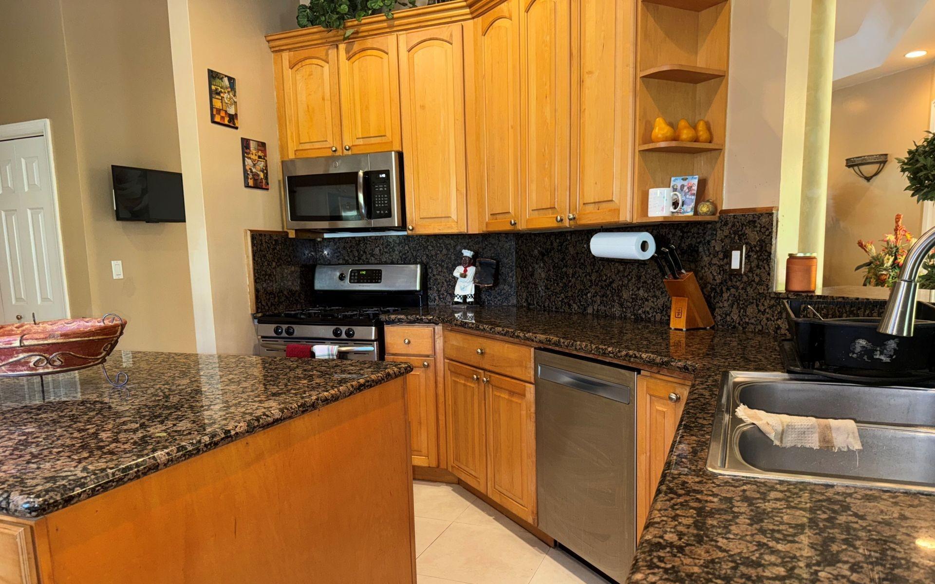 RENTAL SOUTH BAHAMIA
