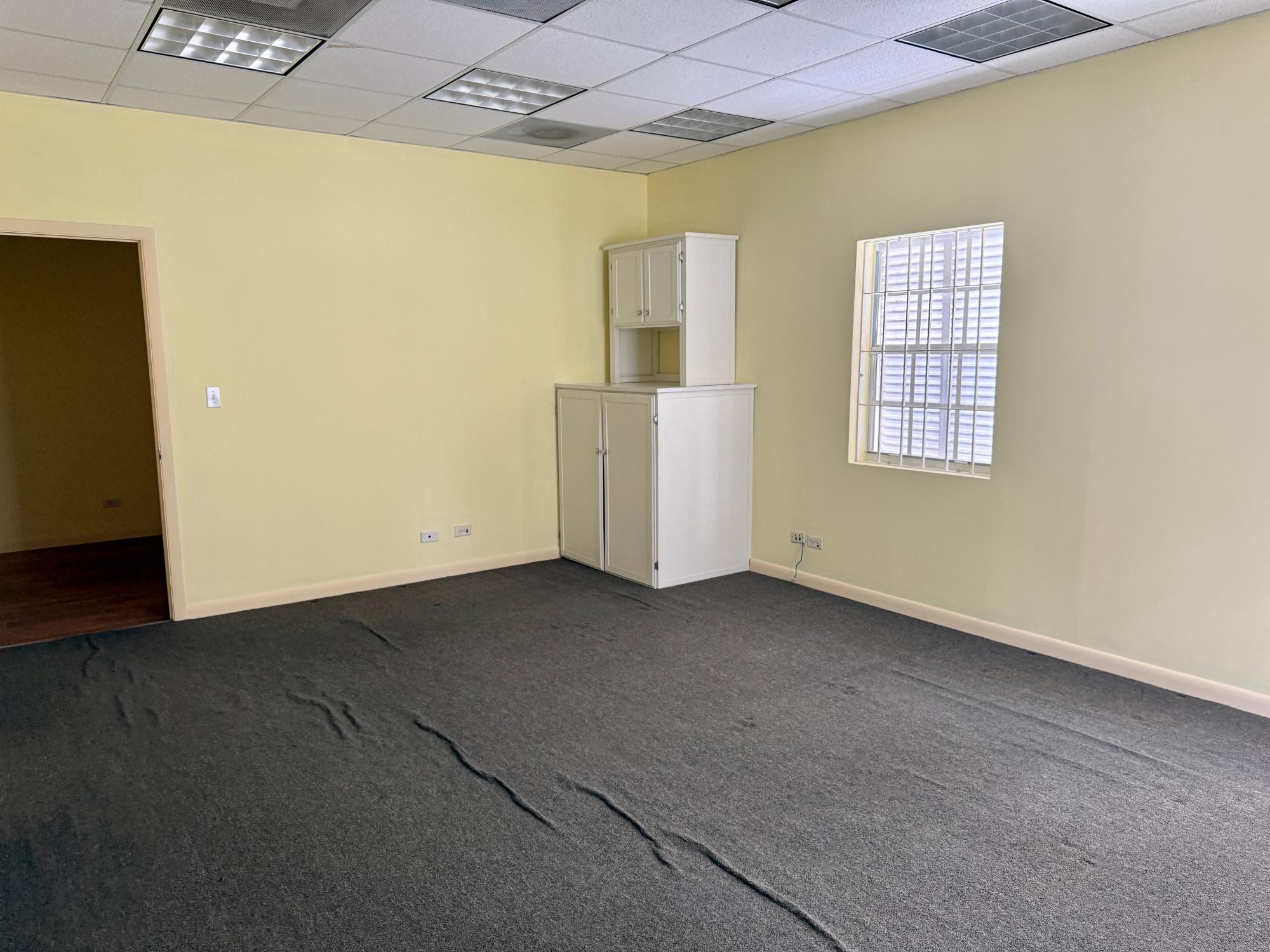 COMMERCIAL BUILDING