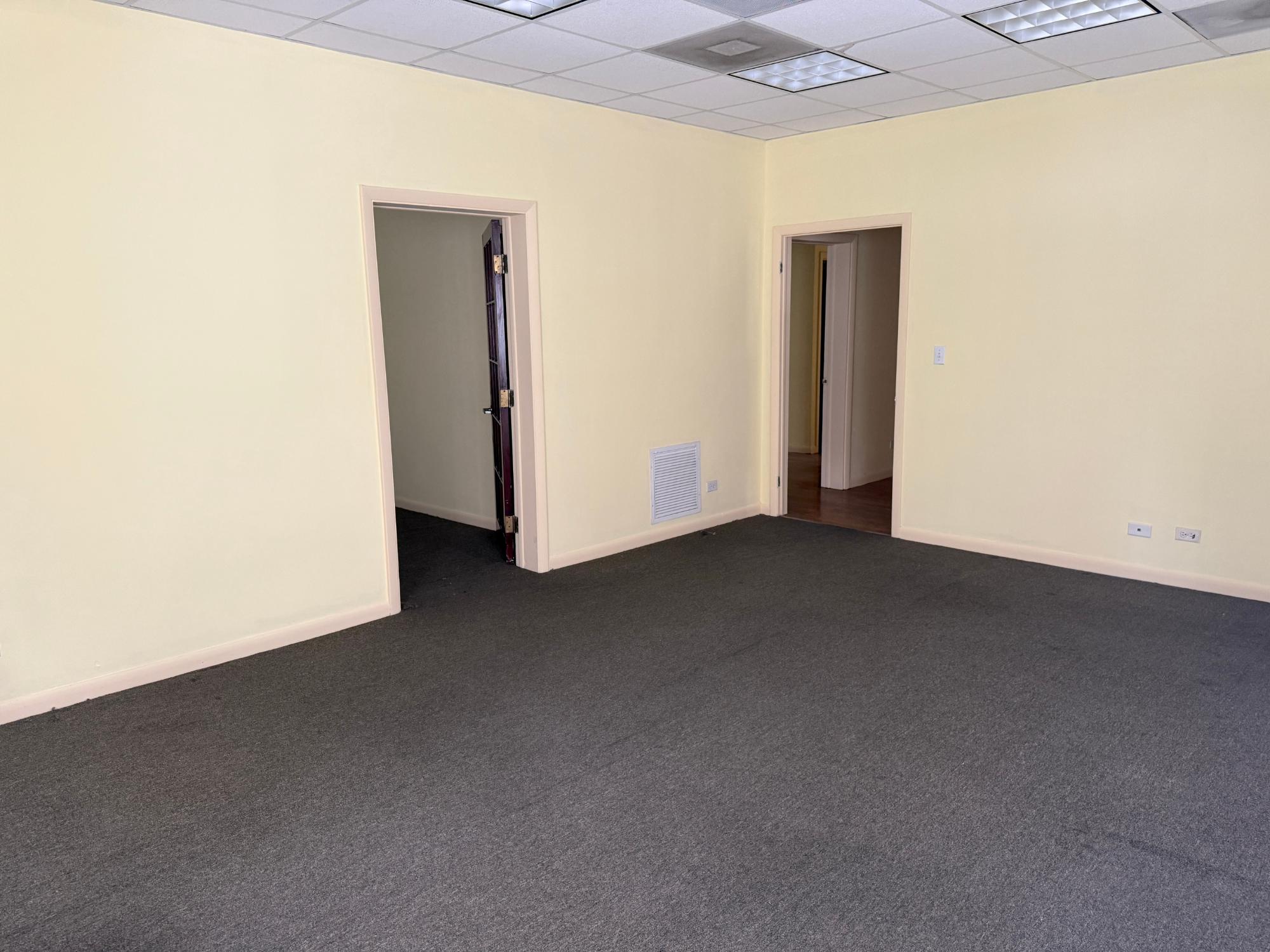 COMMERCIAL BUILDING
