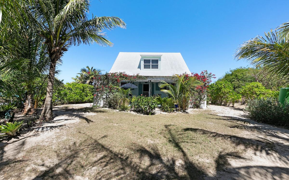 RUSSELL ISLAND COTTAGE