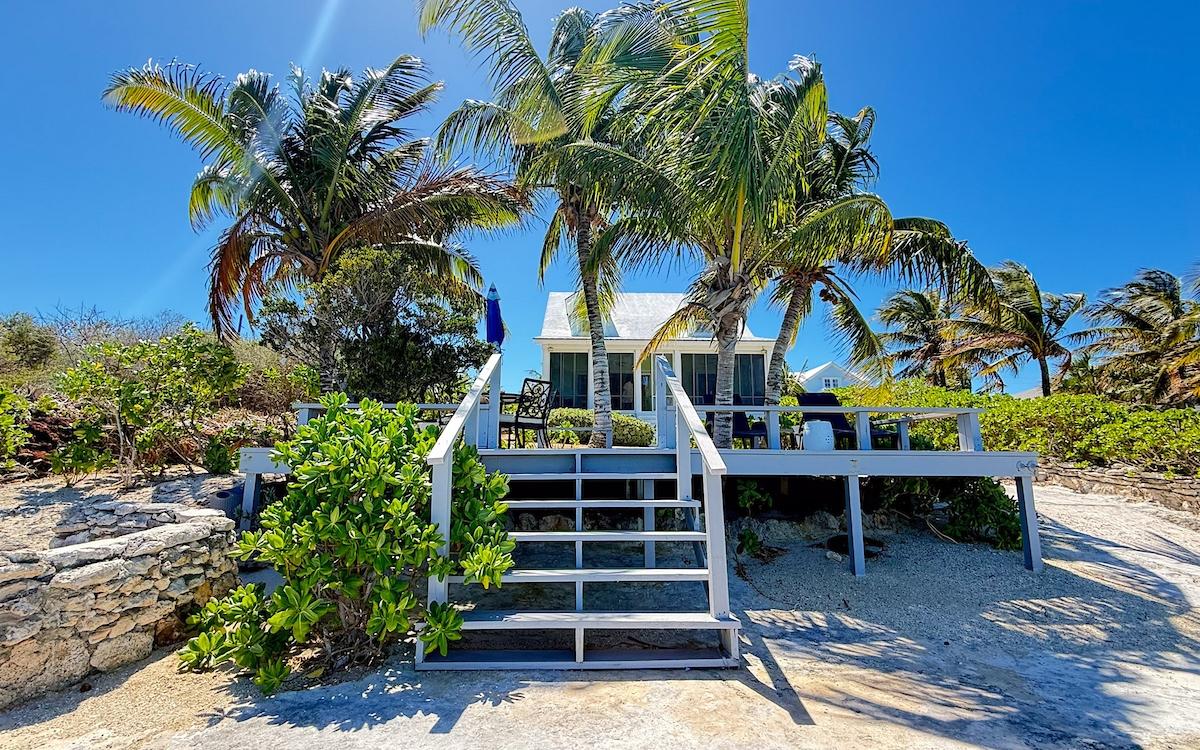RUSSELL ISLAND COTTAGE