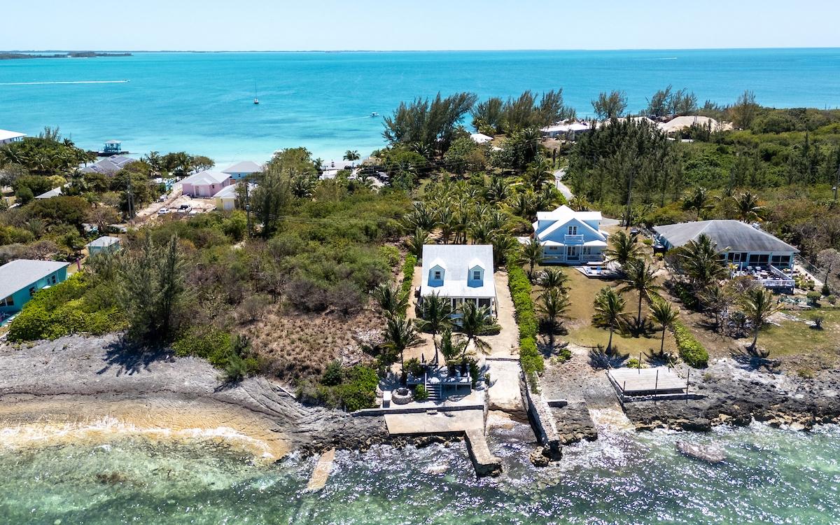 RUSSELL ISLAND COTTAGE