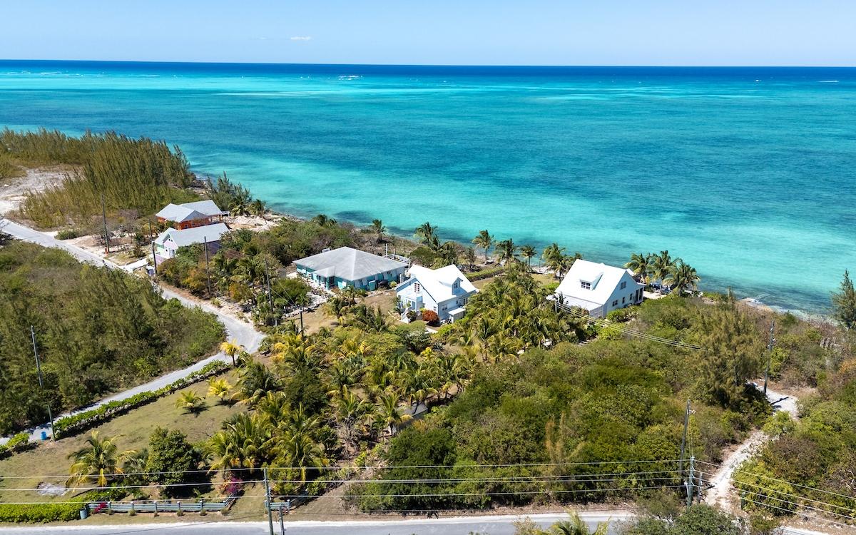 RUSSELL ISLAND COTTAGE