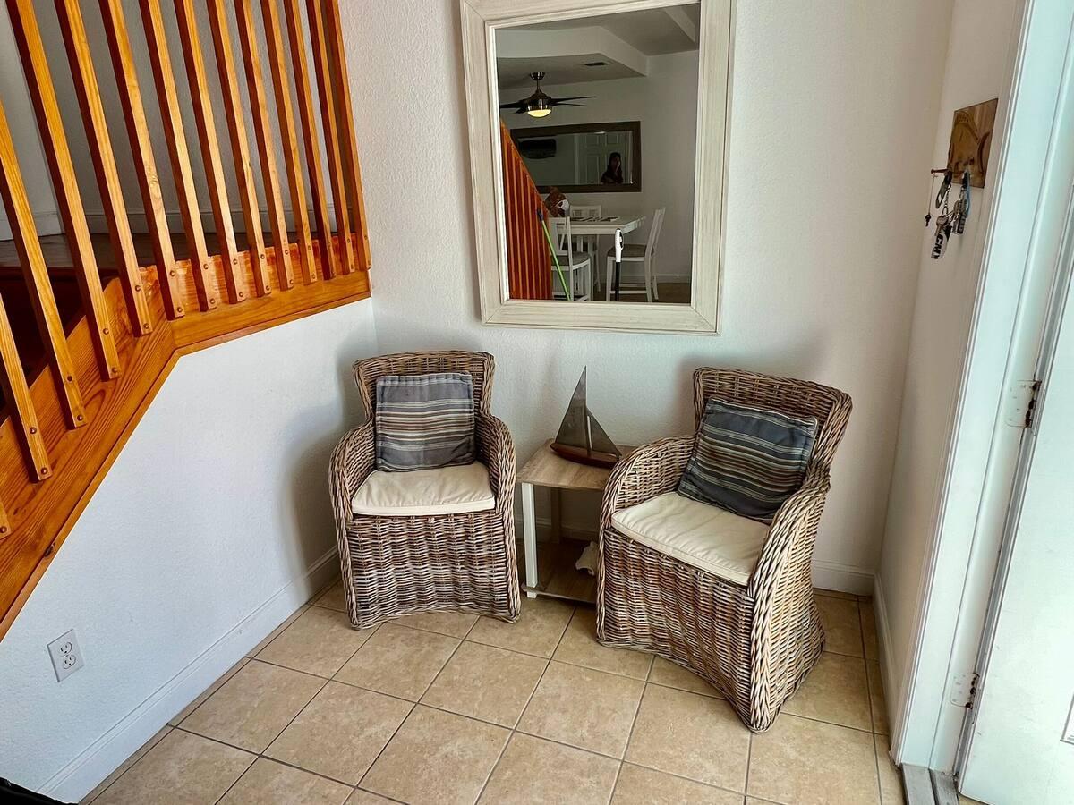 Bimini Townhouse
