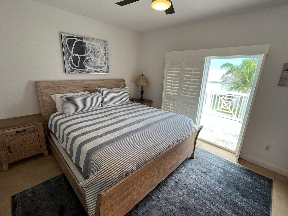 Bimini Townhouse