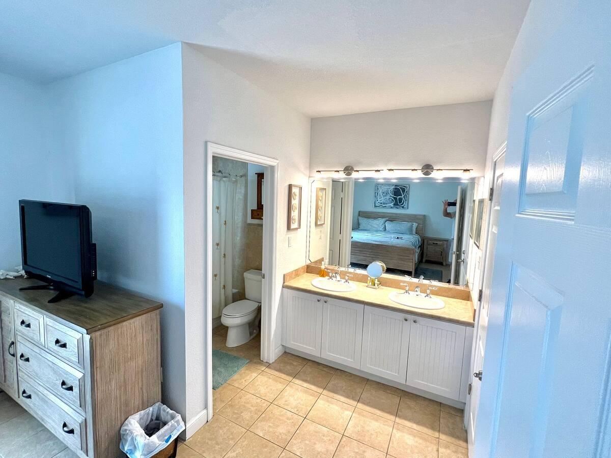 Bimini Townhouse