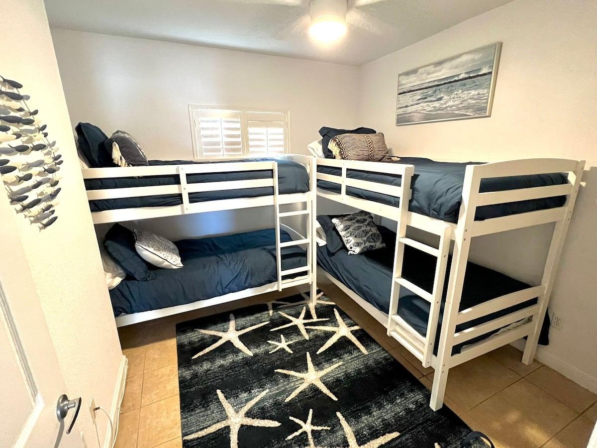 Bimini Townhouse