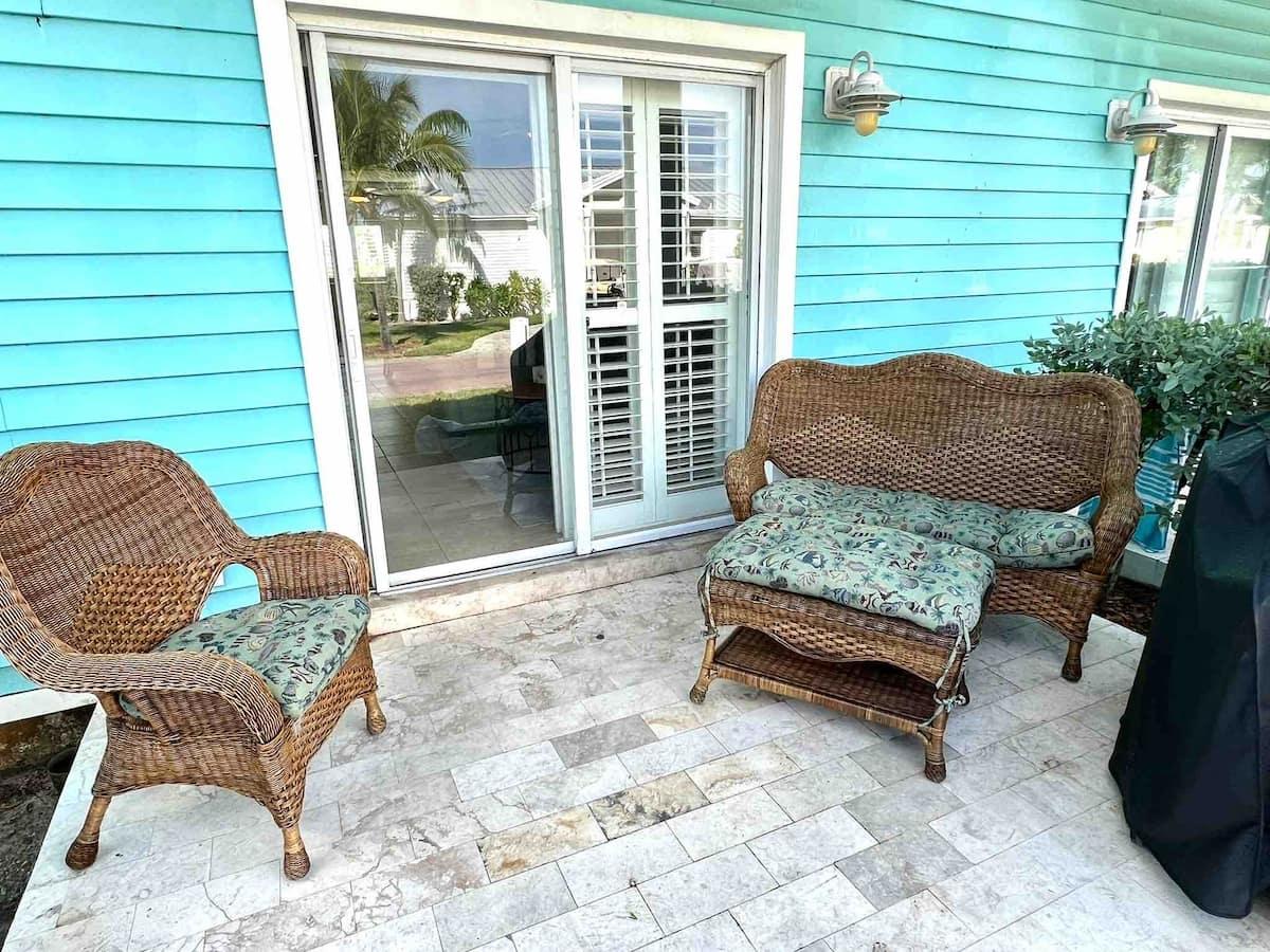 Bimini Townhouse