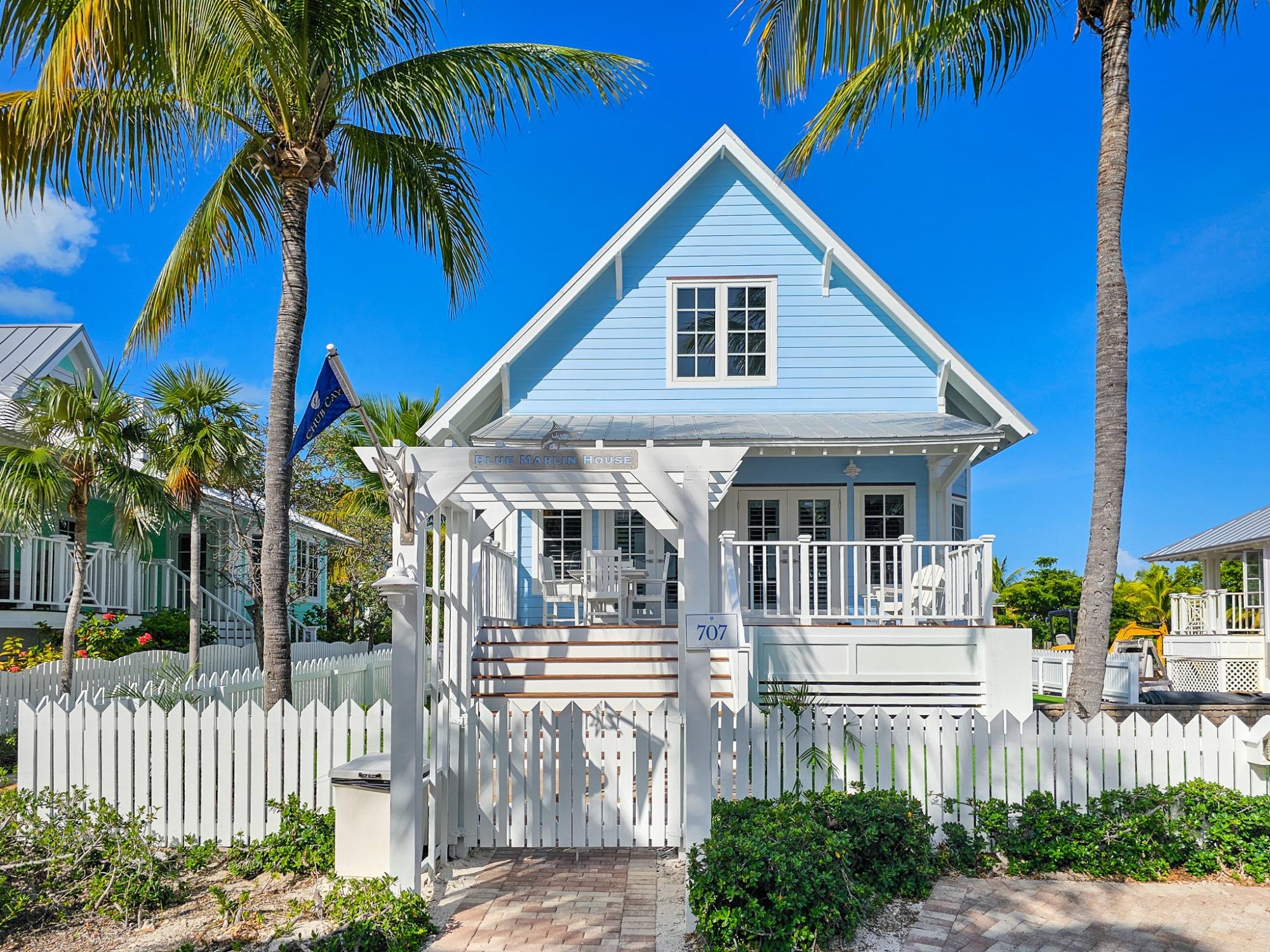 CHUB CAY RESORT & MARINA
