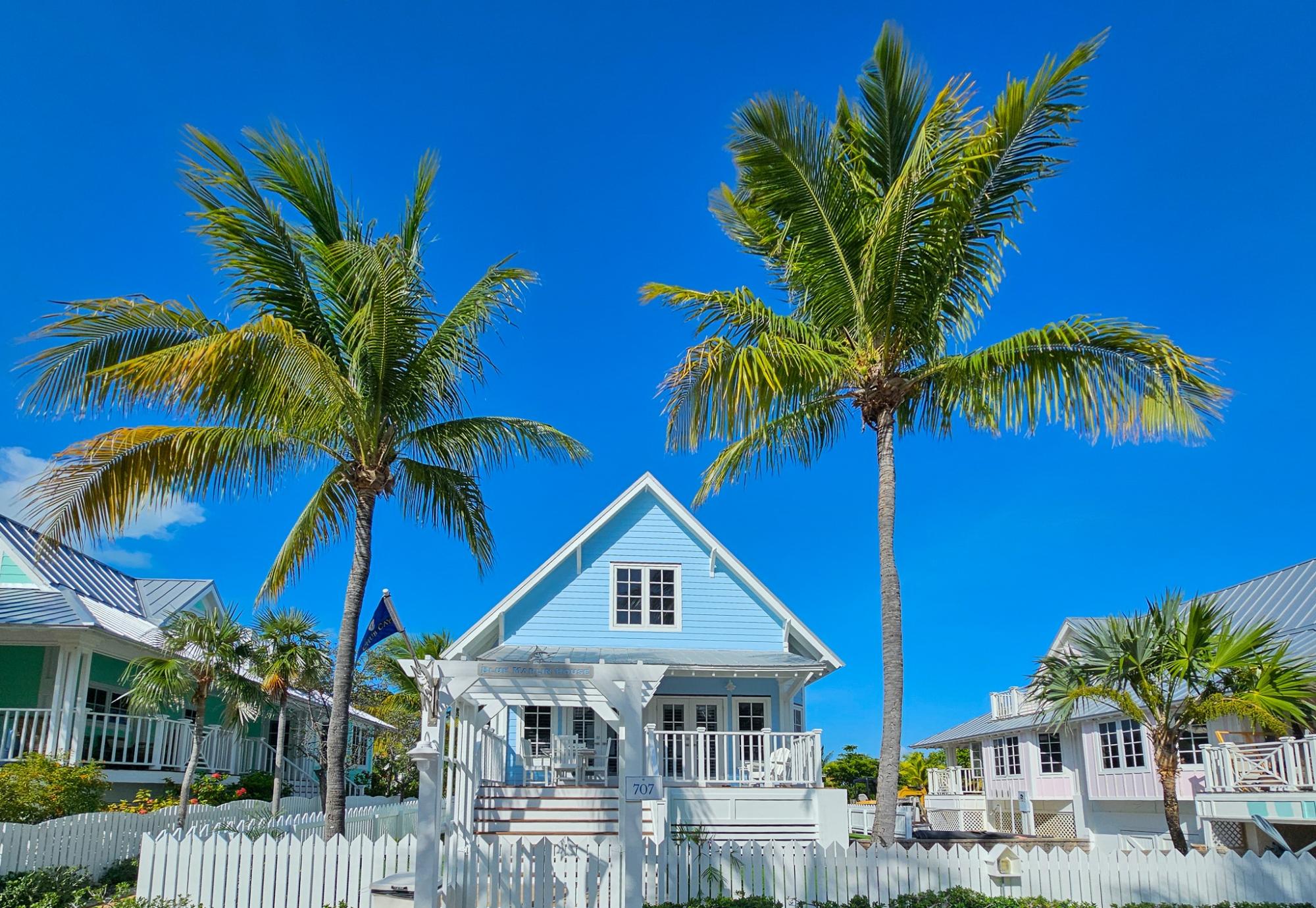 CHUB CAY RESORT & MARINA