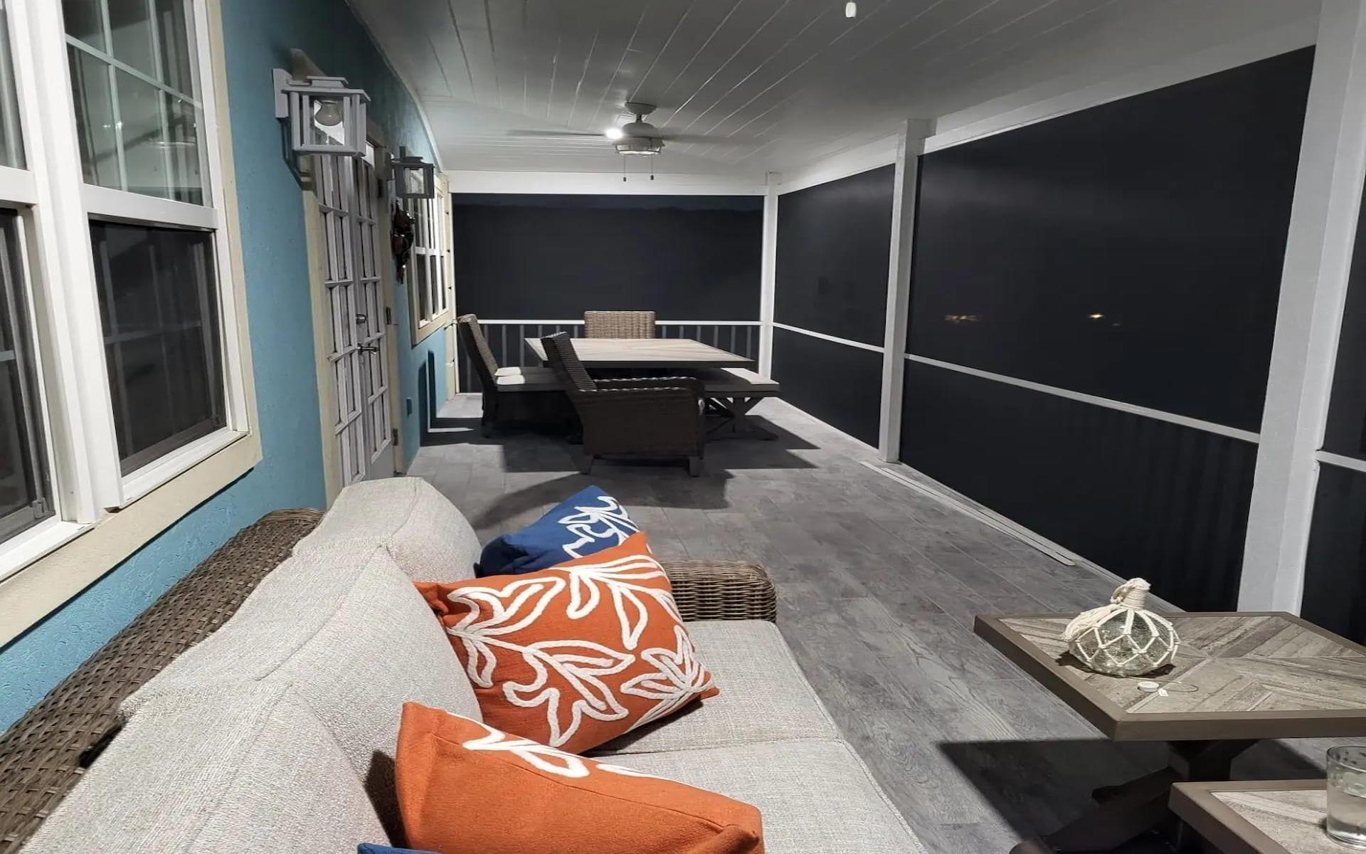 HIDEAWAYS