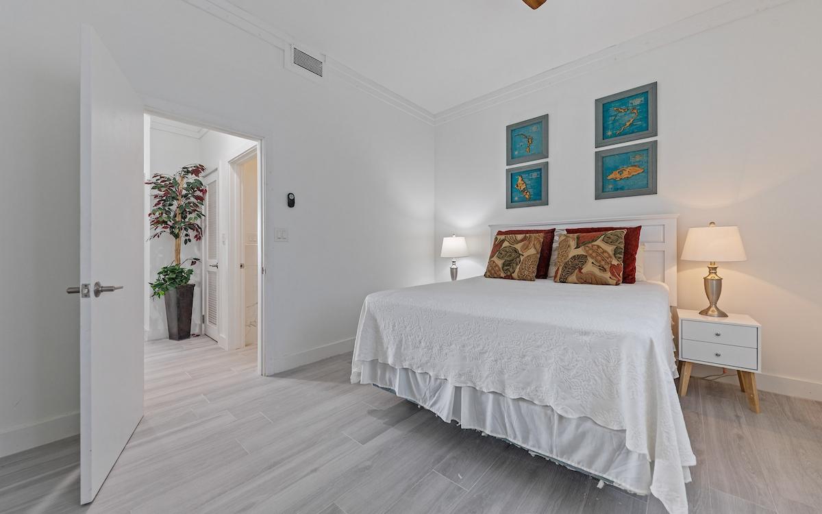 ROYALL BEACH ESTATES