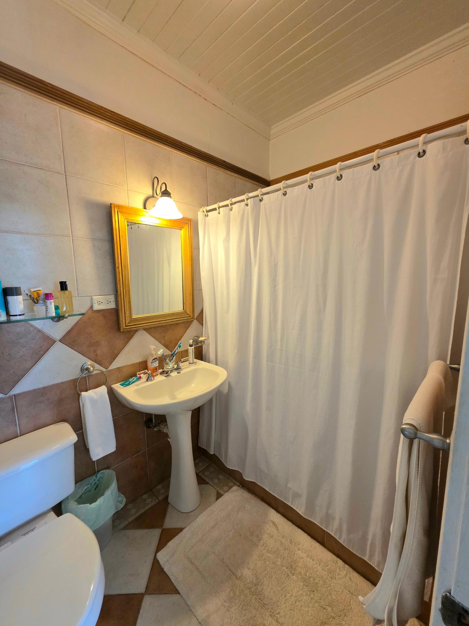 Rare Montague Rental