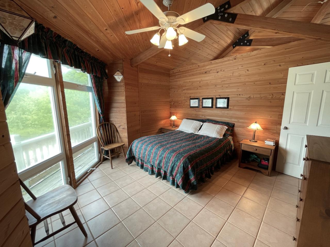 OCEANVIEW HOME W/GARAGE