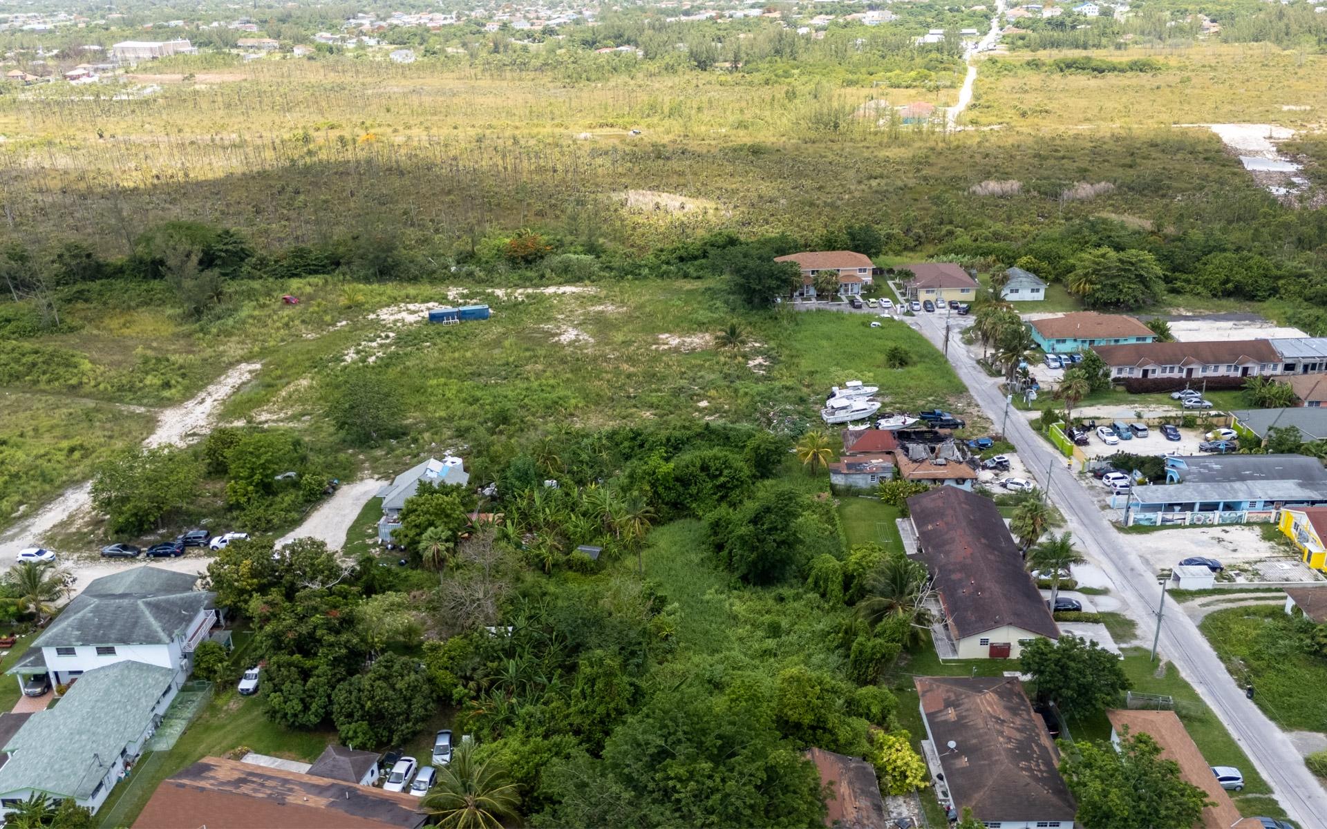 LOT 8, LITTLE ACRES