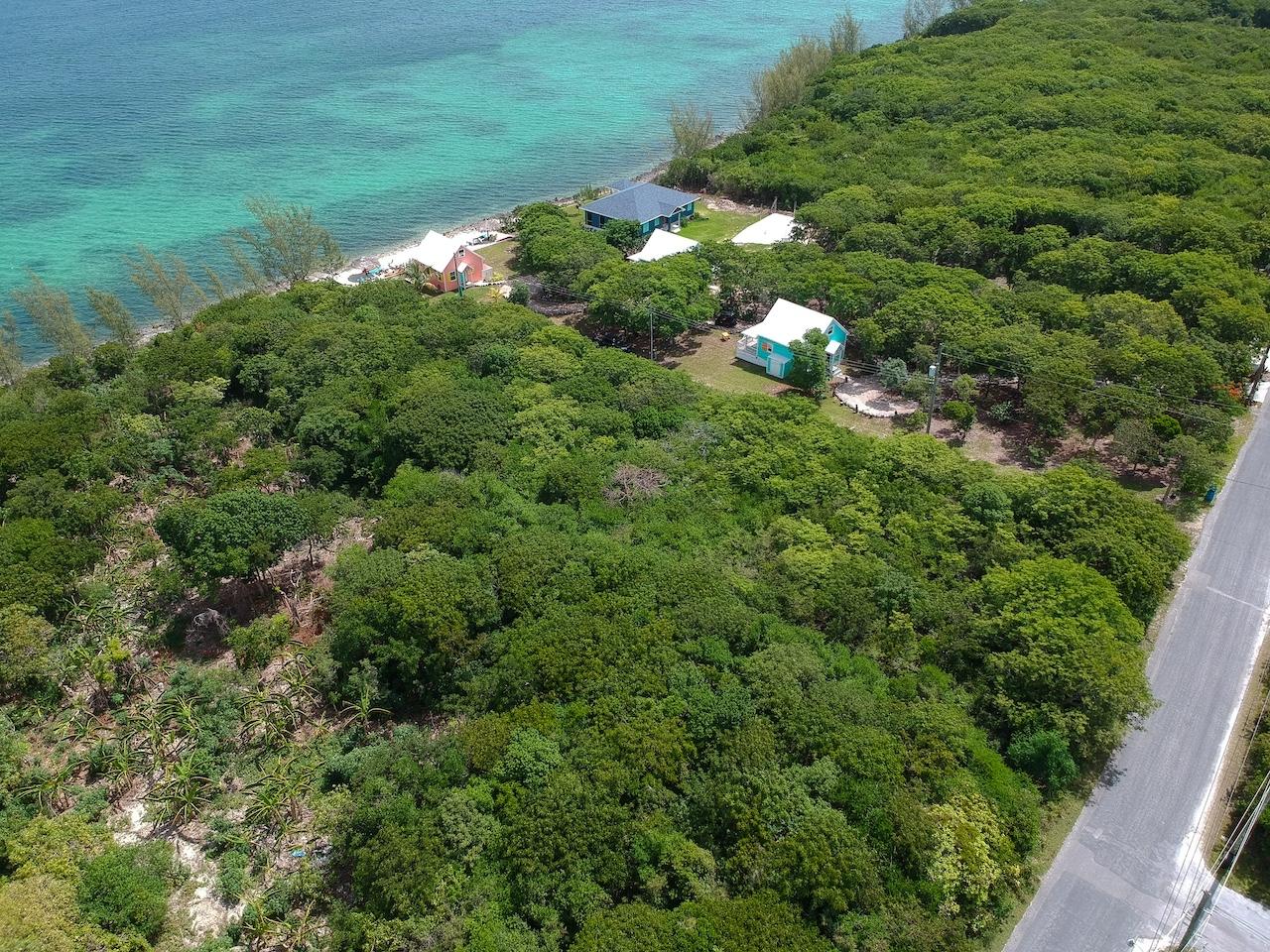 9060 SQ FT VACANT LT