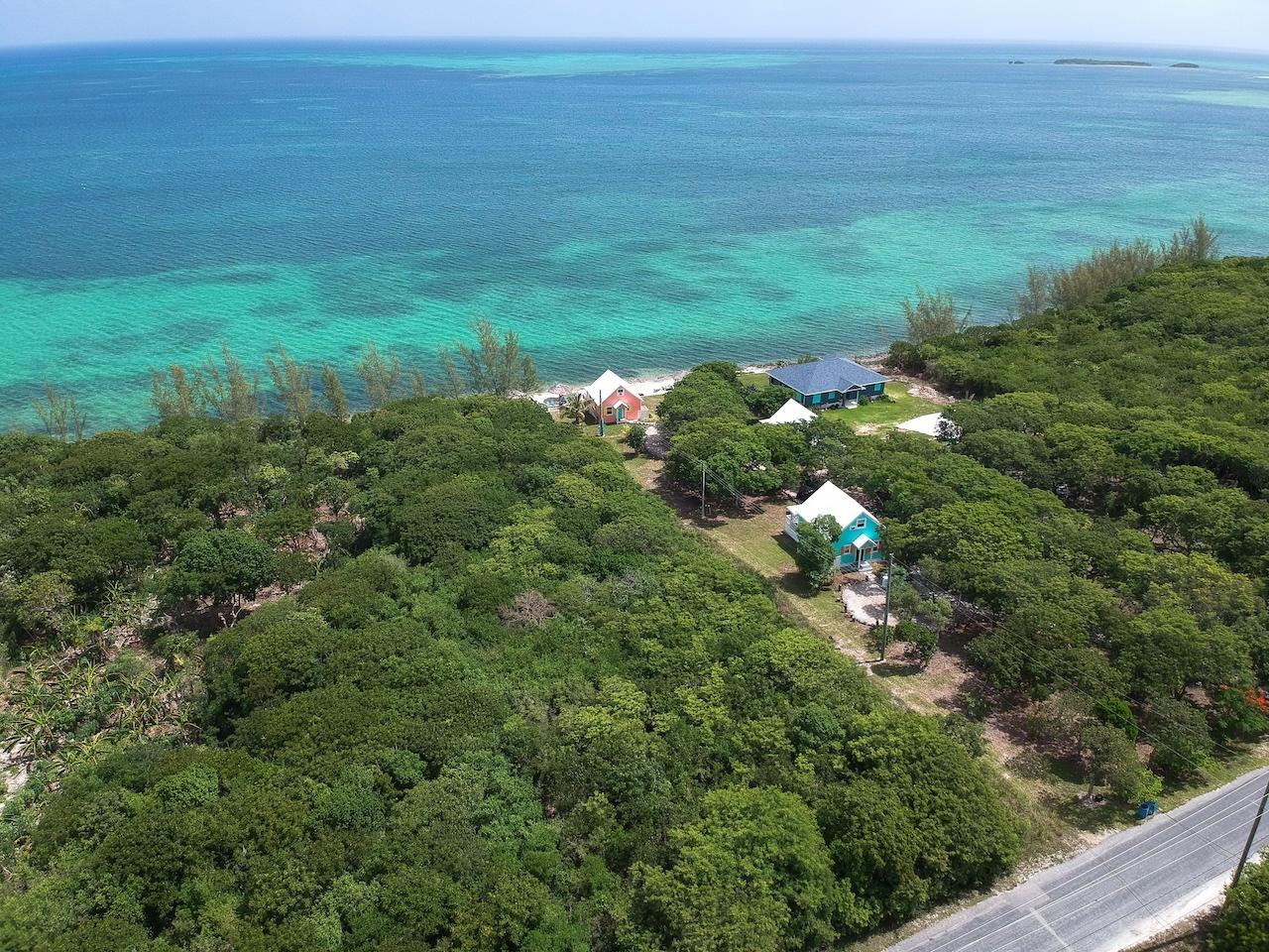 9060 SQ FT VACANT LT